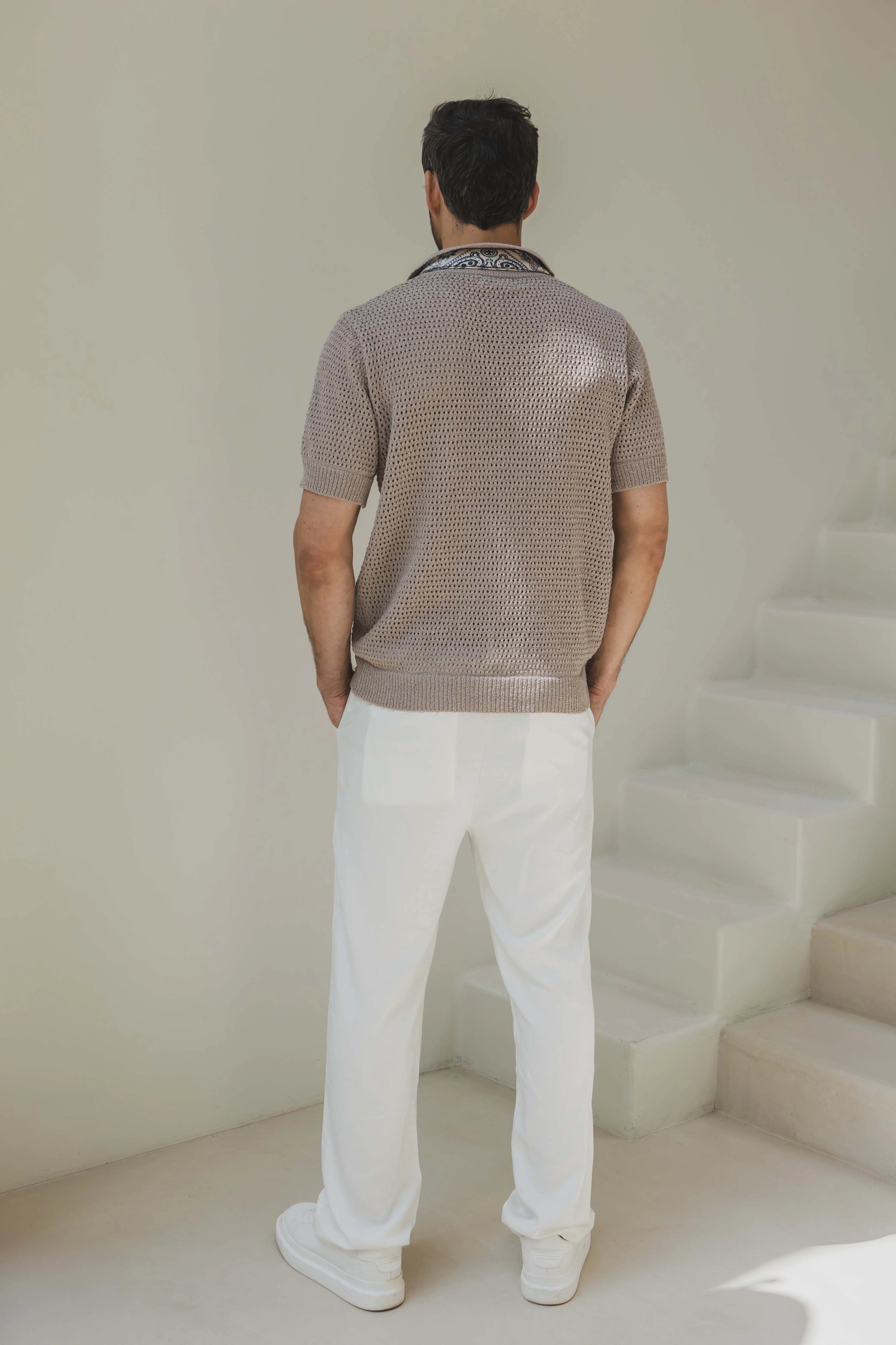 Polo troué uni à manches courtes