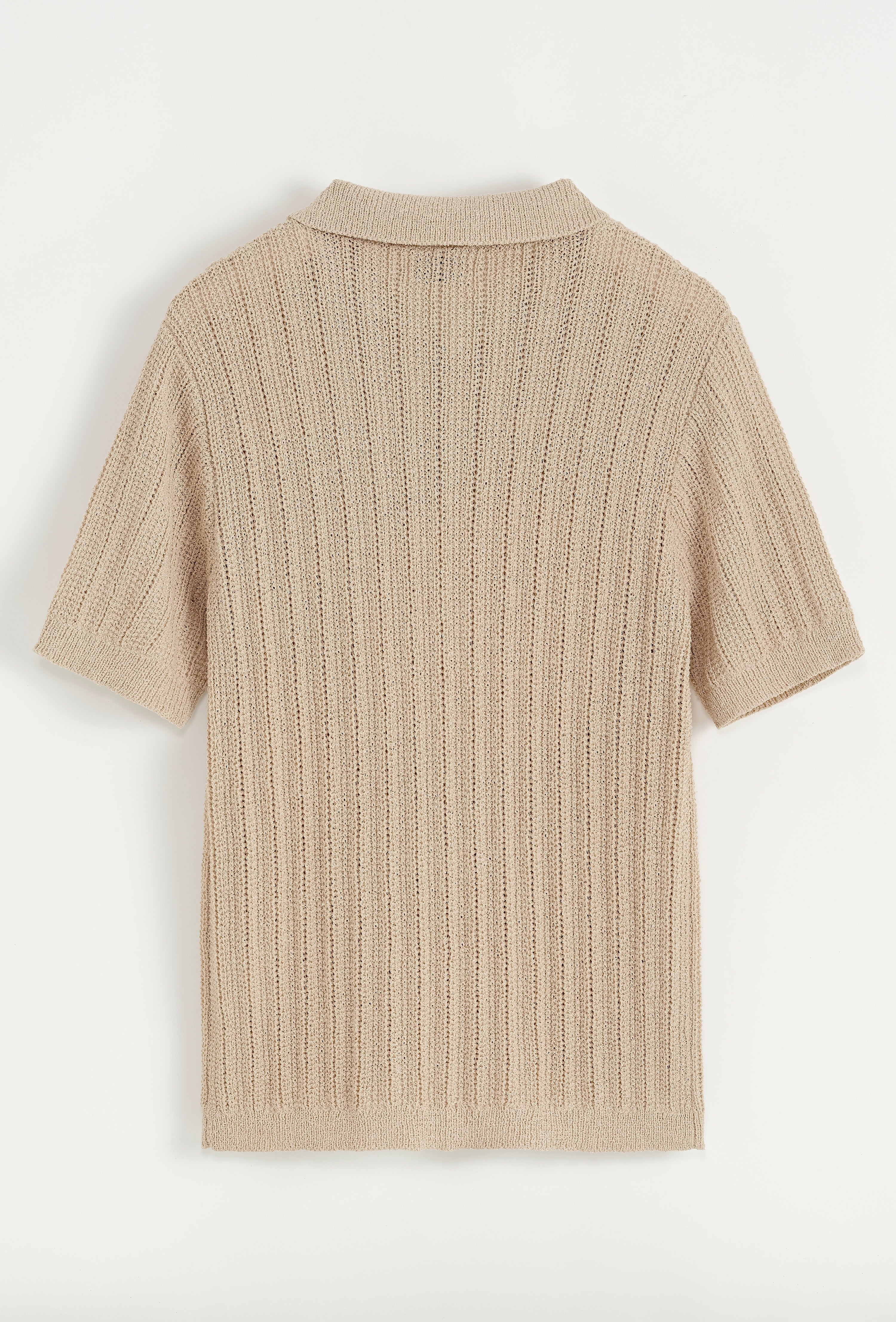 Chemise trouée à manches courtes