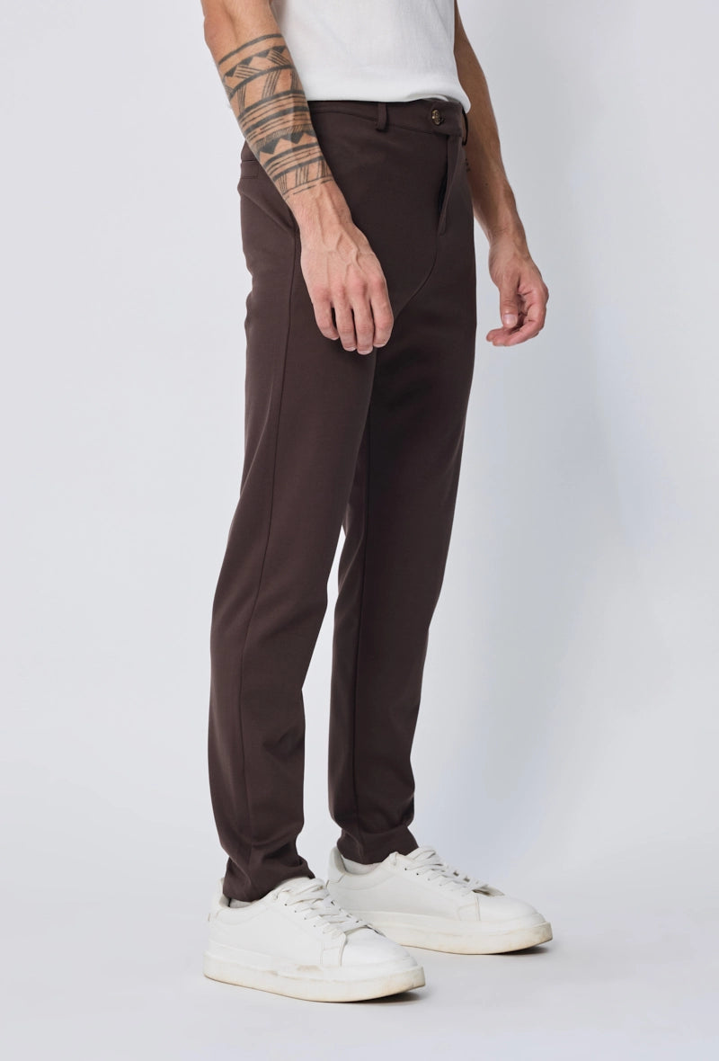 Pantalon uni coupe slim