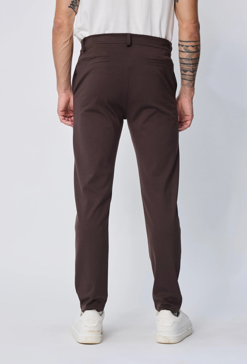 Pantalon uni coupe slim