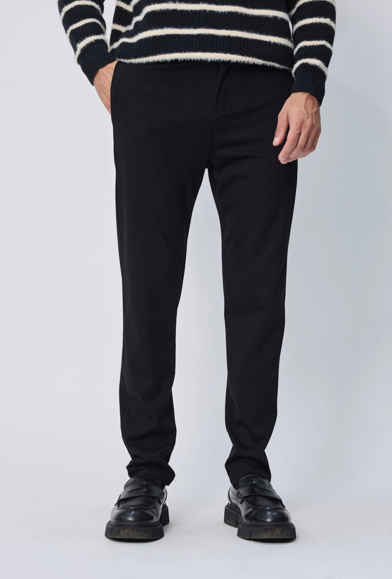 Pantalon uni coupe slim