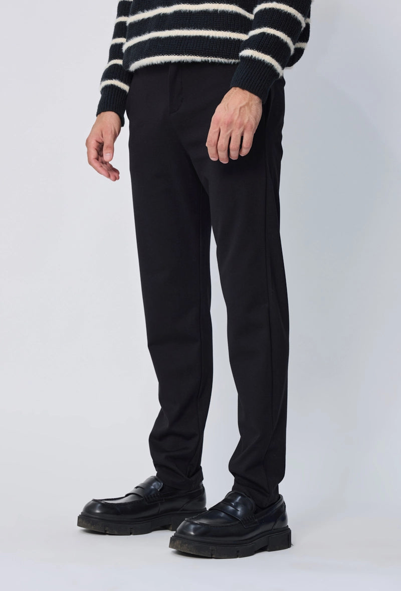 Pantalon uni coupe slim
