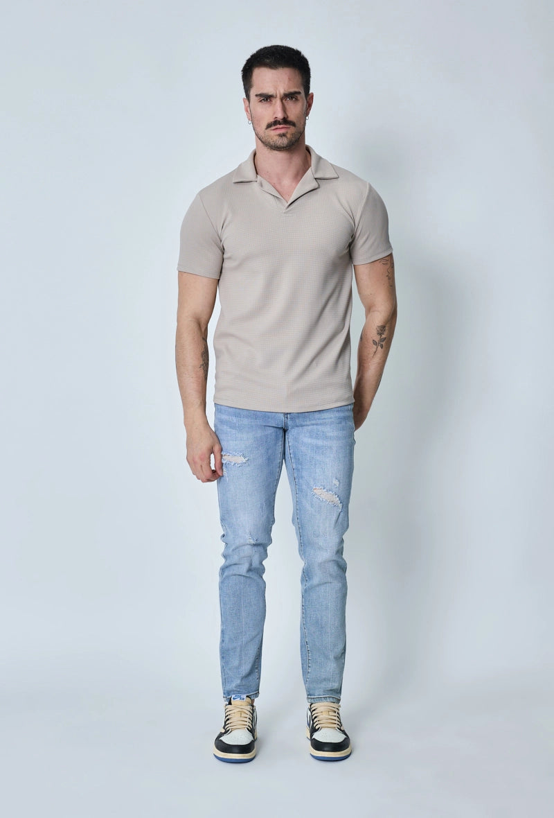 Plain short-sleeved polo shirt