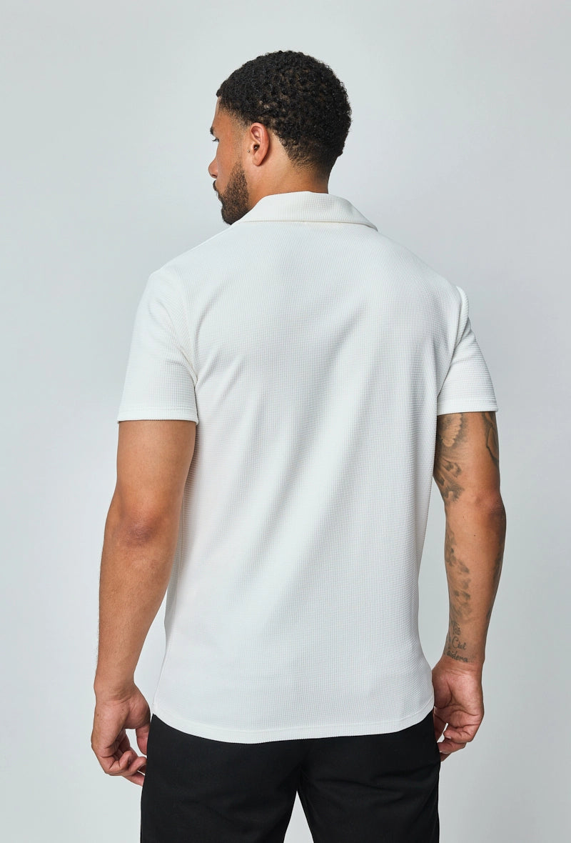 Plain short-sleeved polo shirt