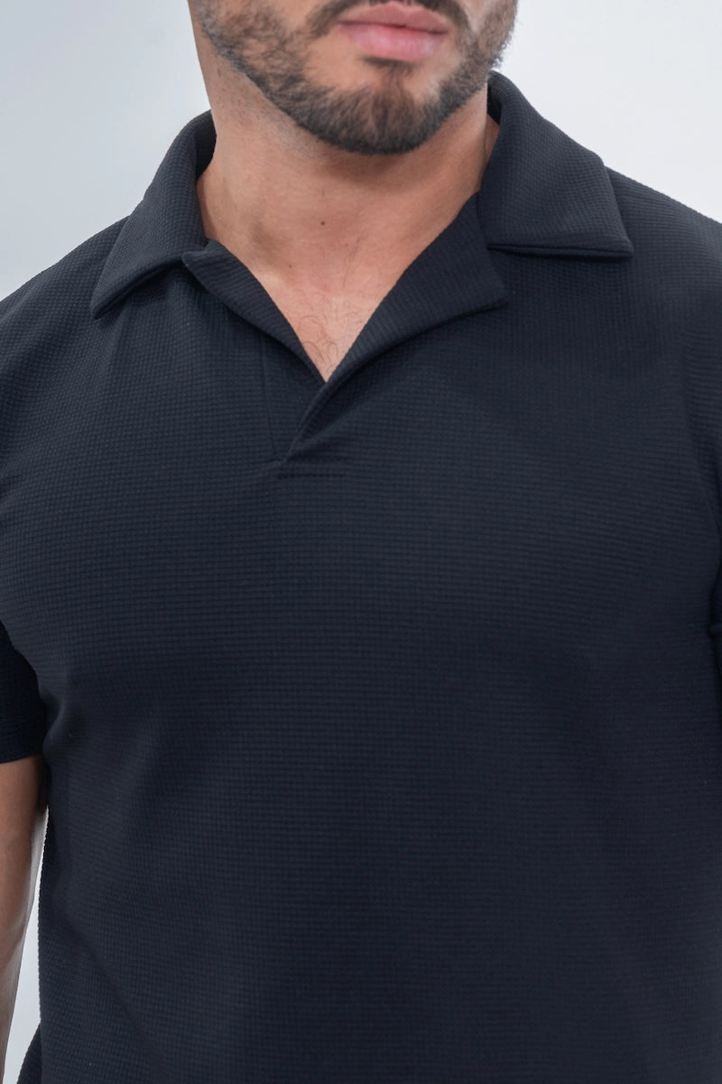 Plain short-sleeved polo shirt