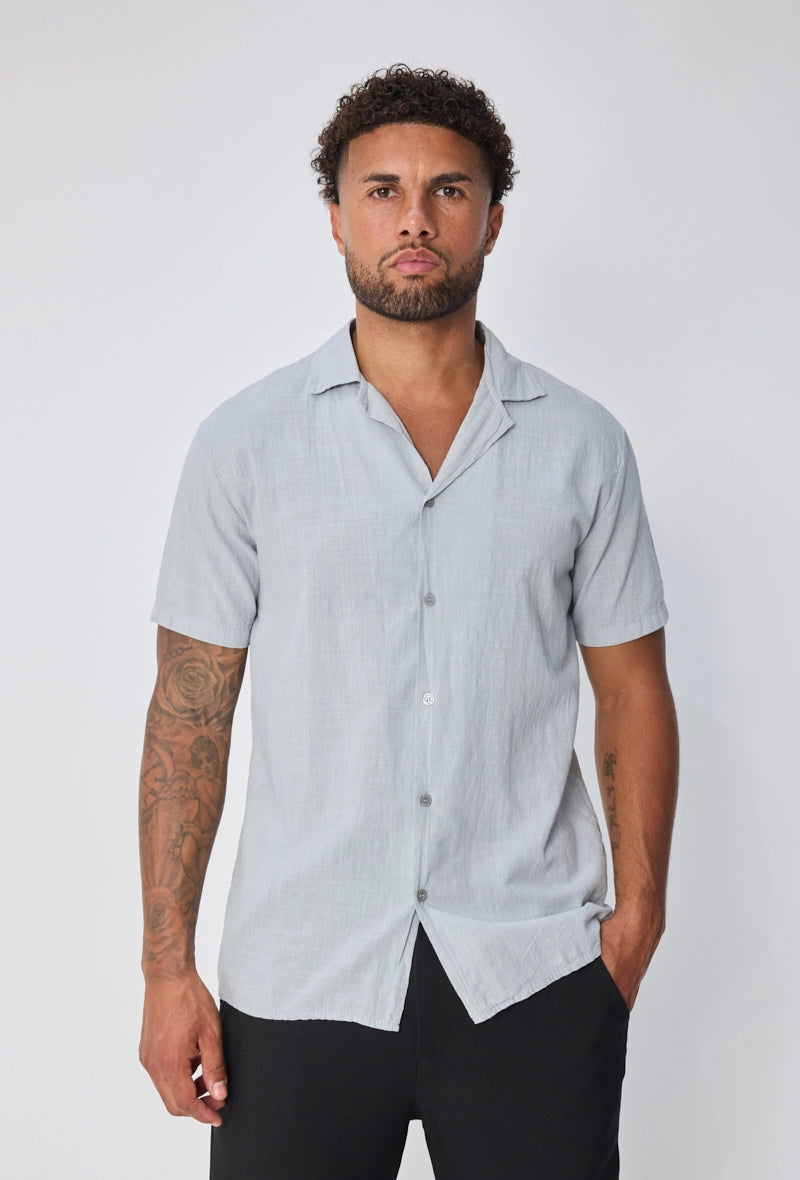 Chemise unie à manches courtes