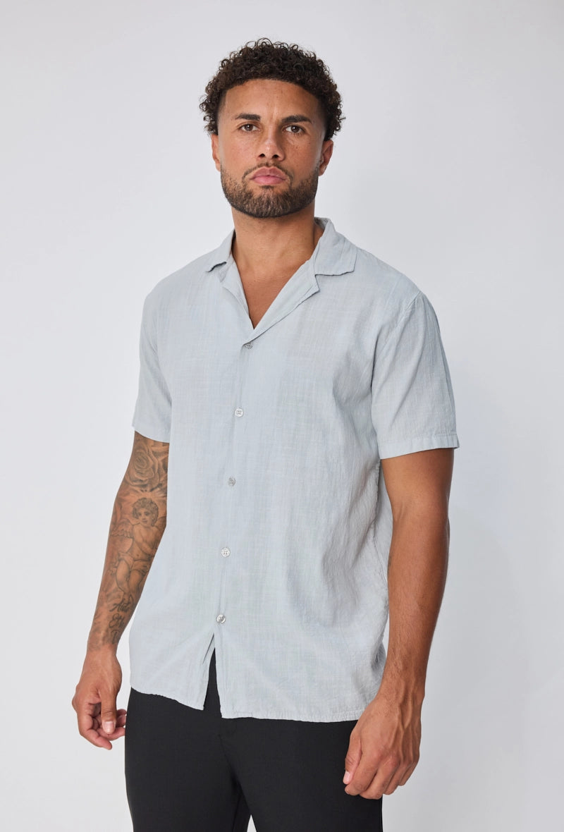 Chemise unie à manches courtes