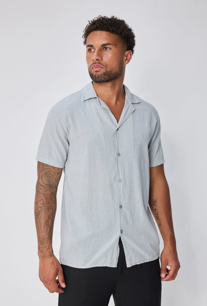 Chemise unie à manches courtes