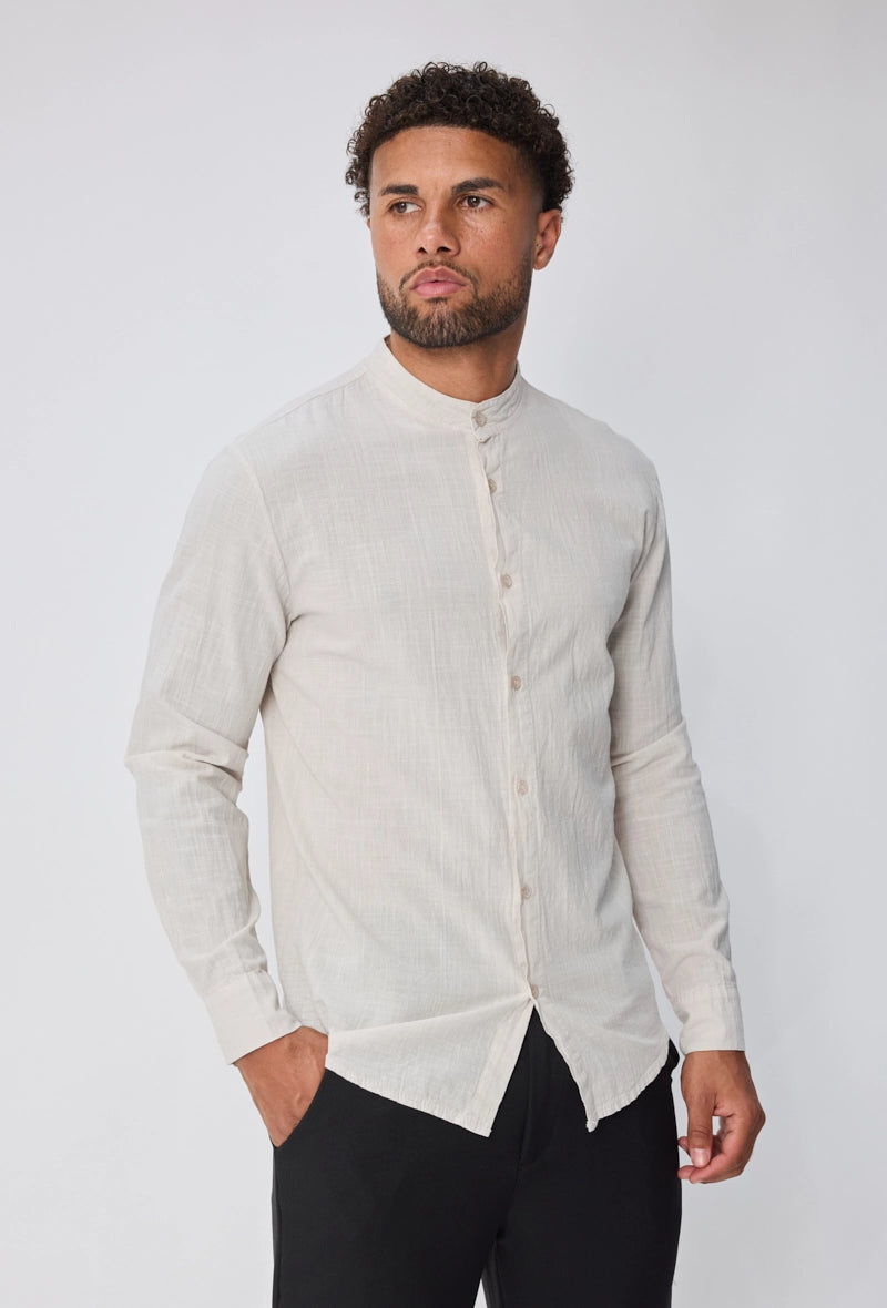 Chemise unie à manches longues