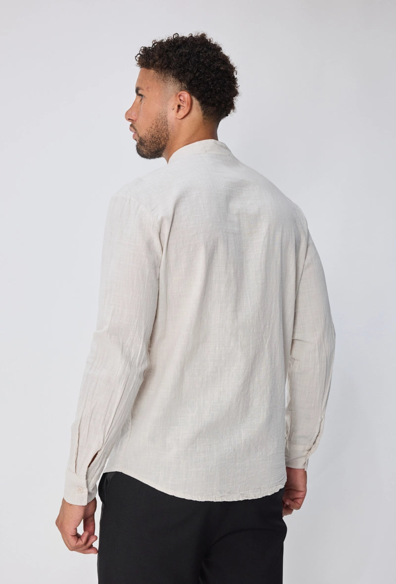 Chemise unie à manches longues