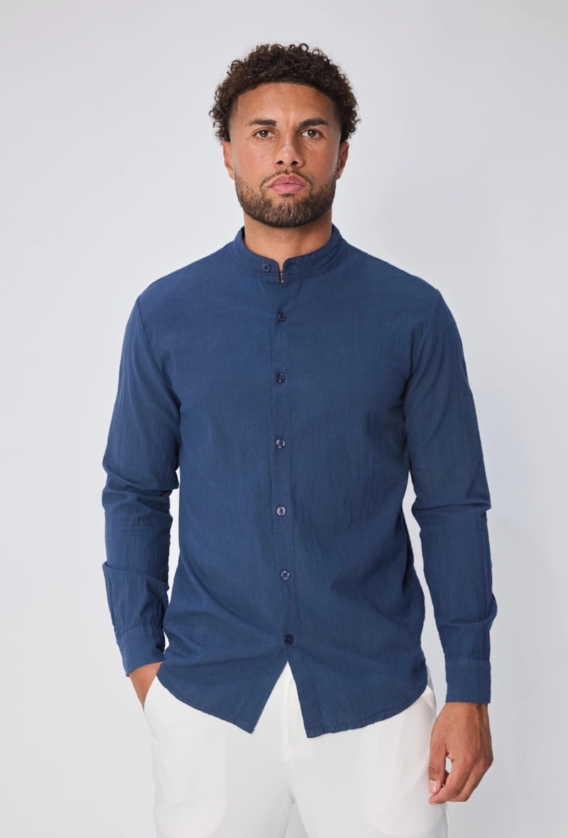 Chemise unie à manches longues