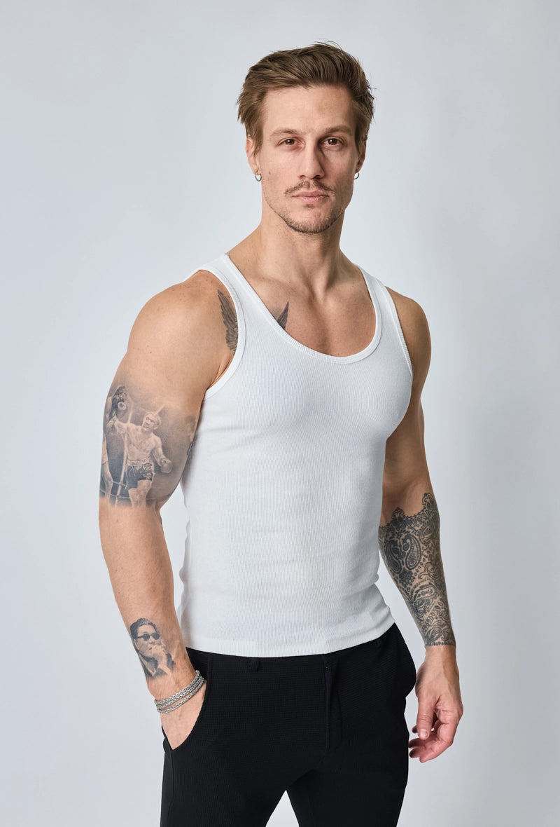 T-shirt uni sans manches
