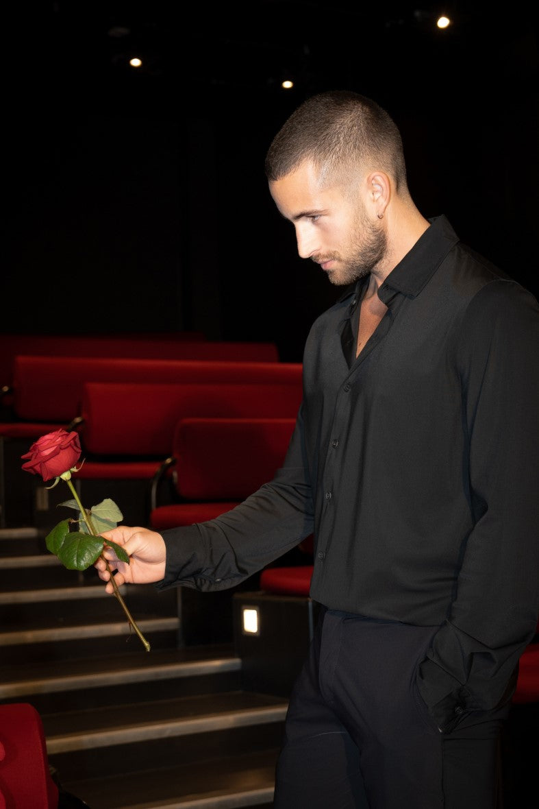 Chemise à manche longues boutonnée pour homme