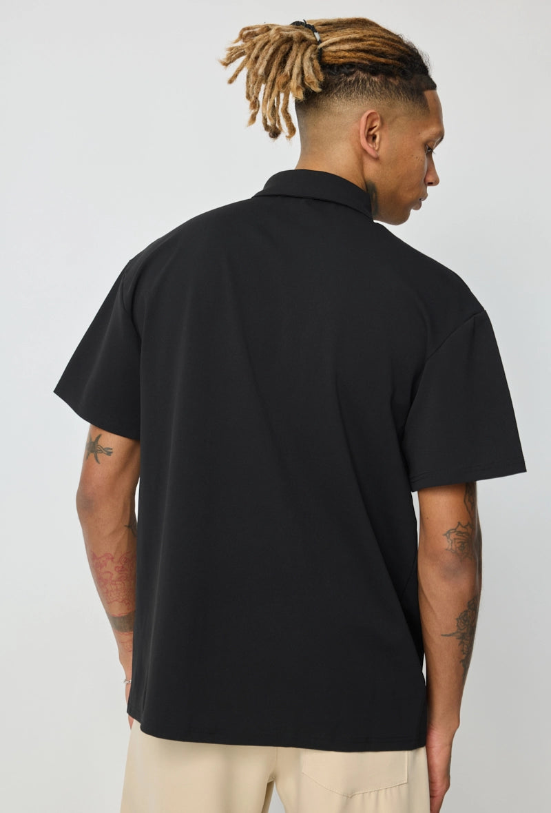 Plain short-sleeved polo shirt