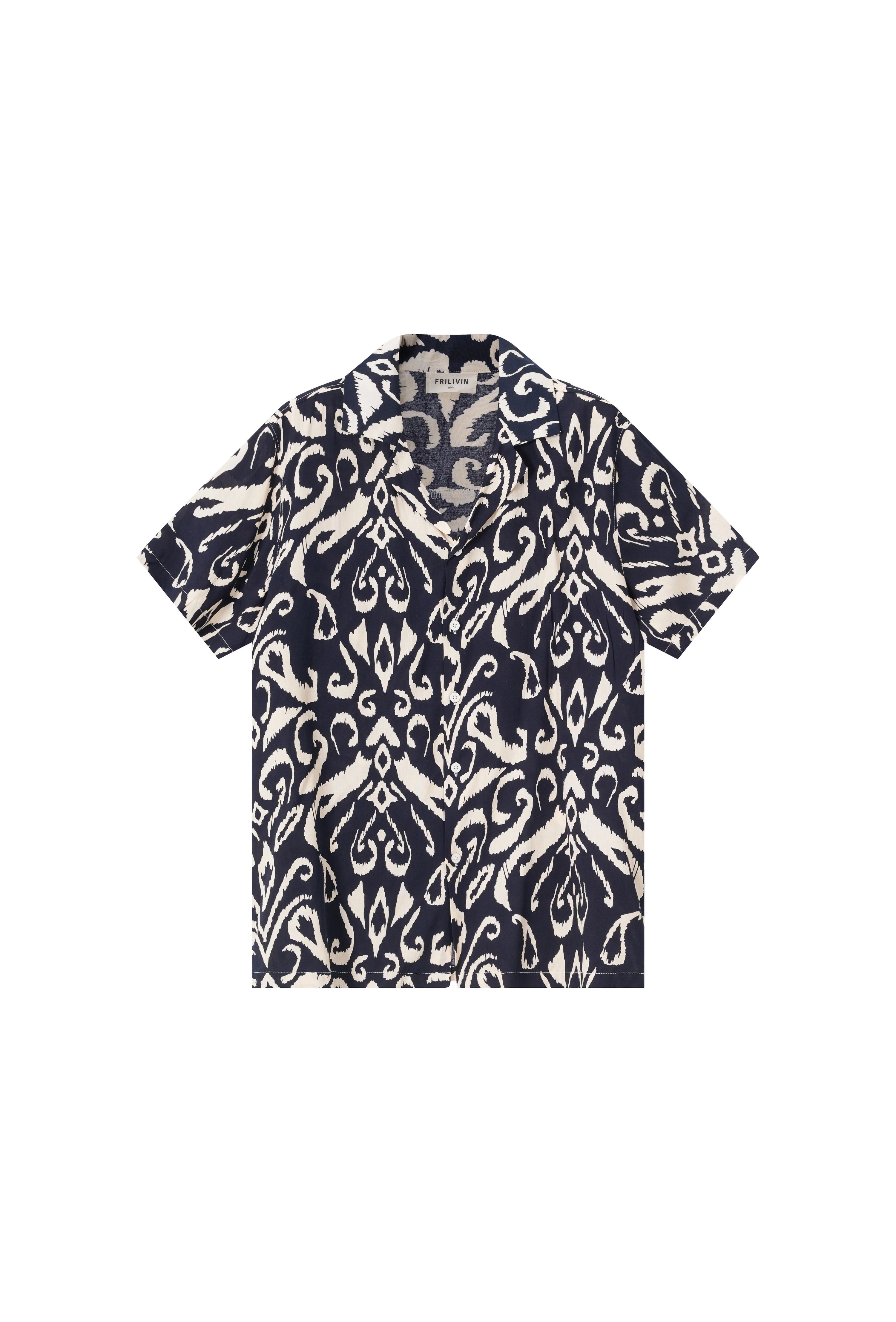 Chemise à motifs ethniques