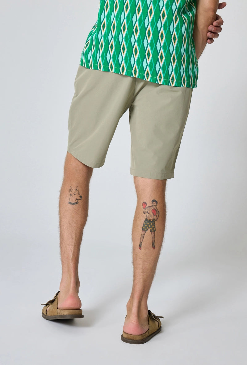 Short chino classique à coupe ajustée