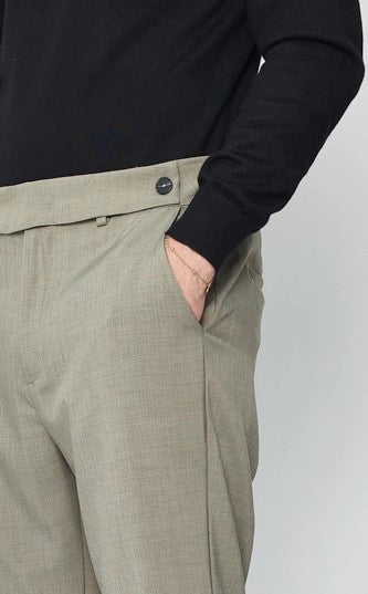 Pantalon à double boutons