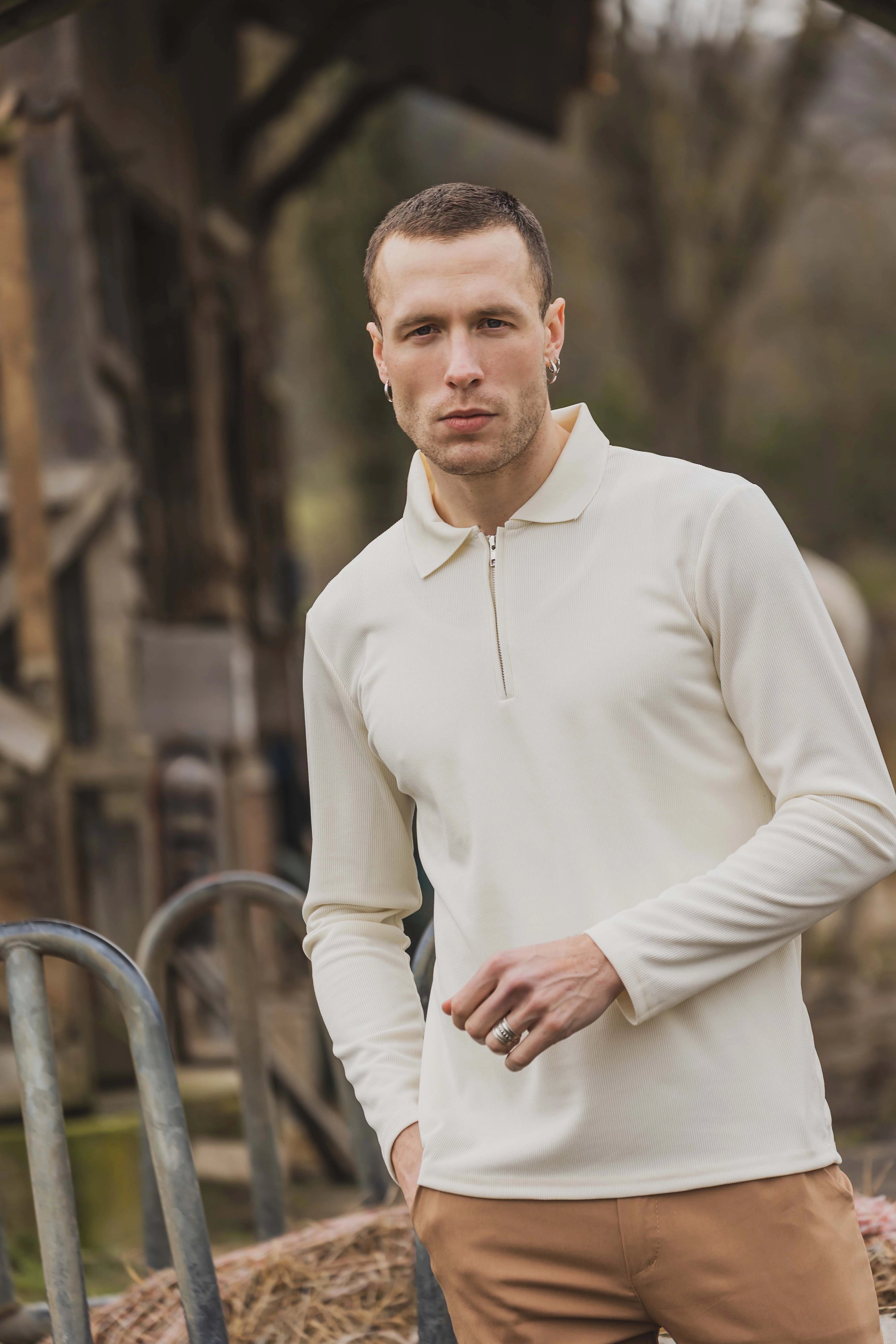 Polo à manches longues avec col zippé