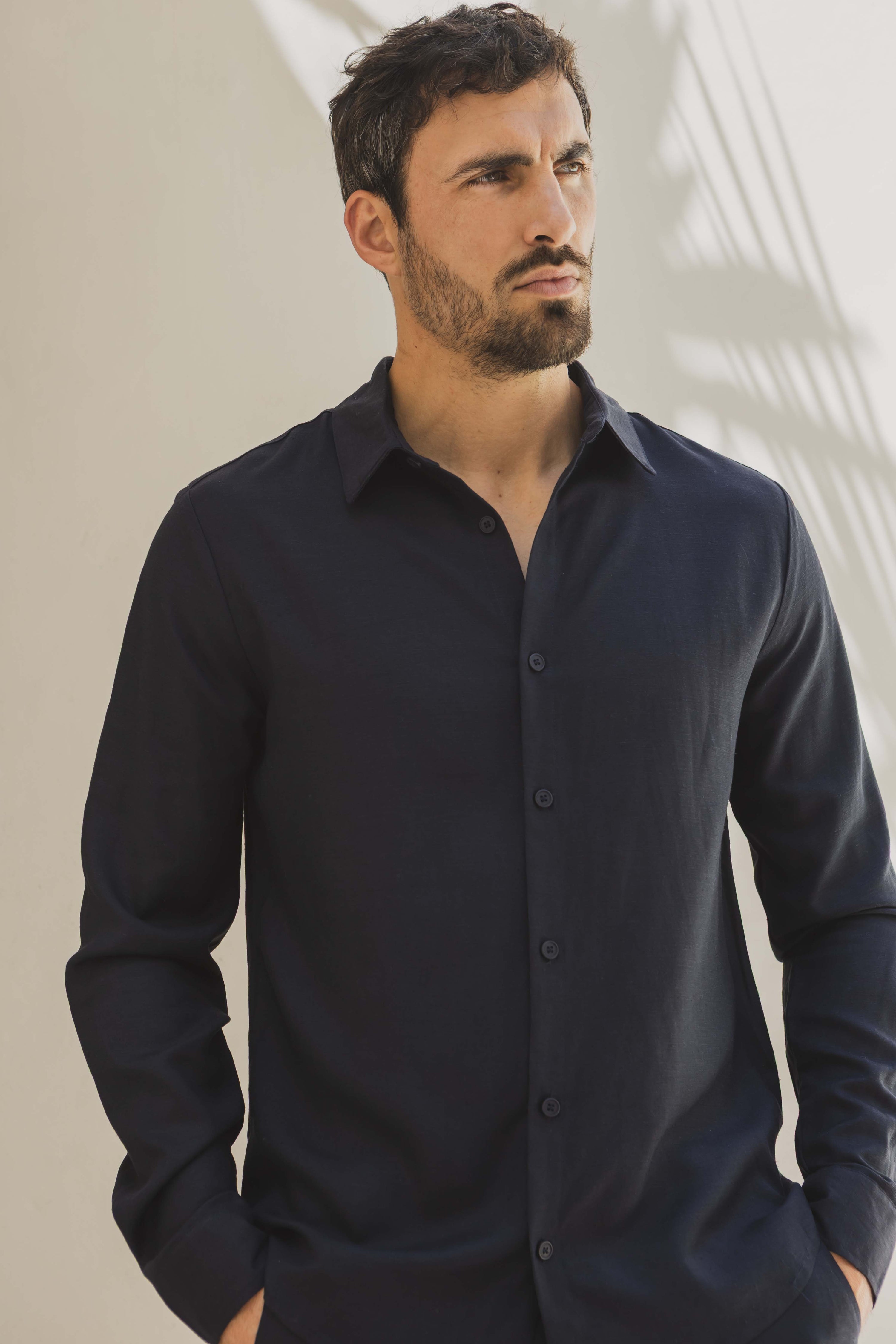 Chemise unie manches longues