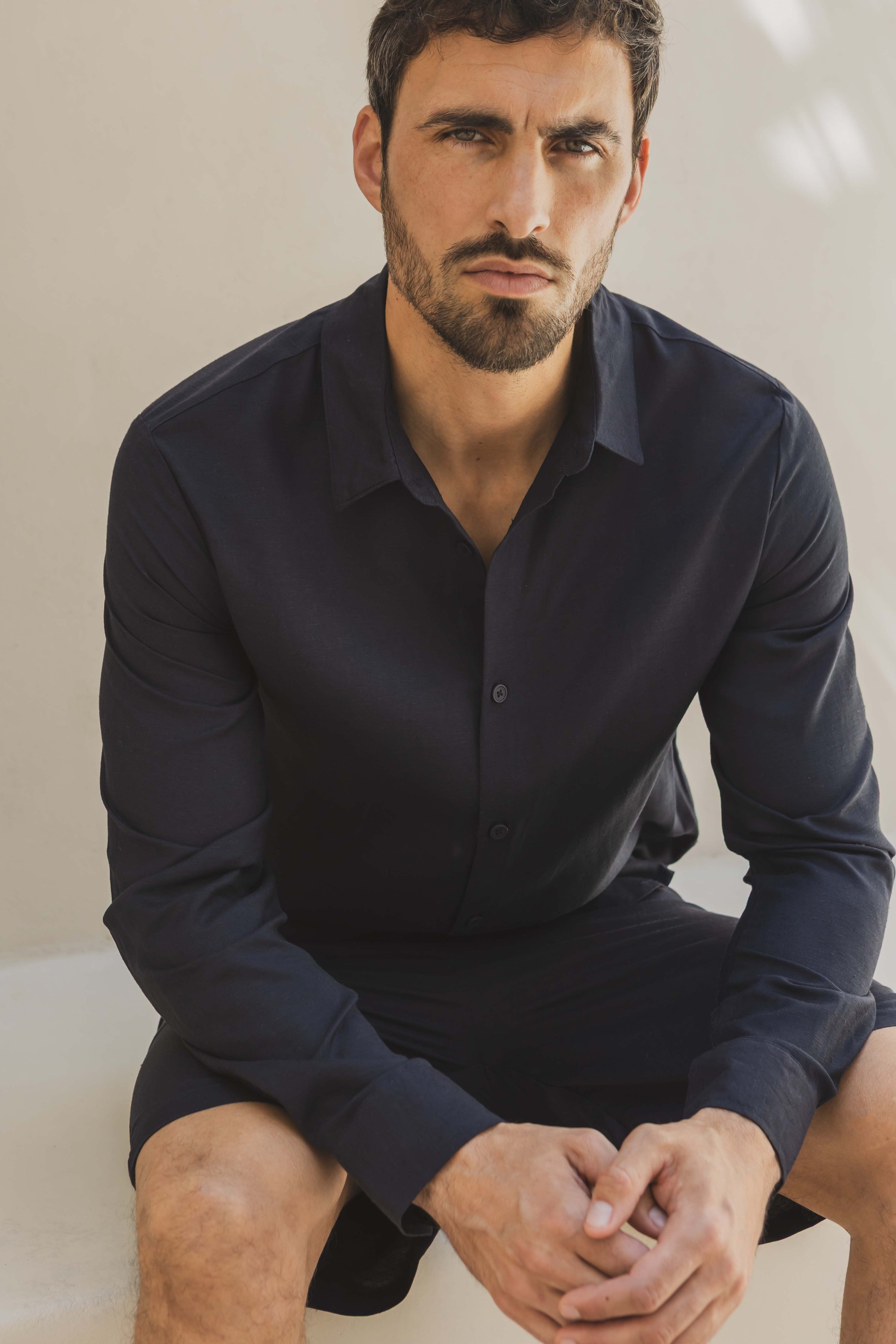 Chemise unie manches longues