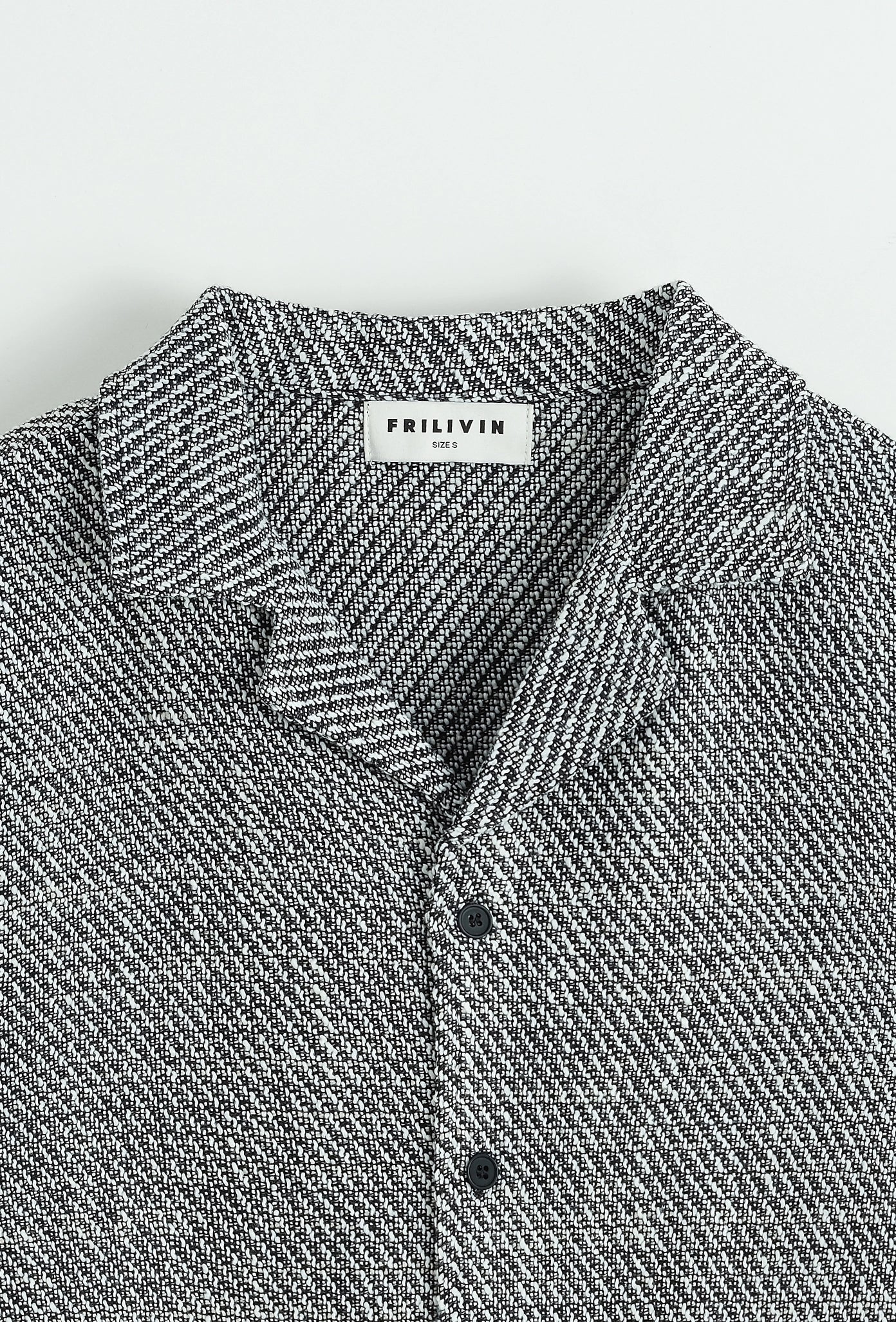 Chemise unie manches courtes