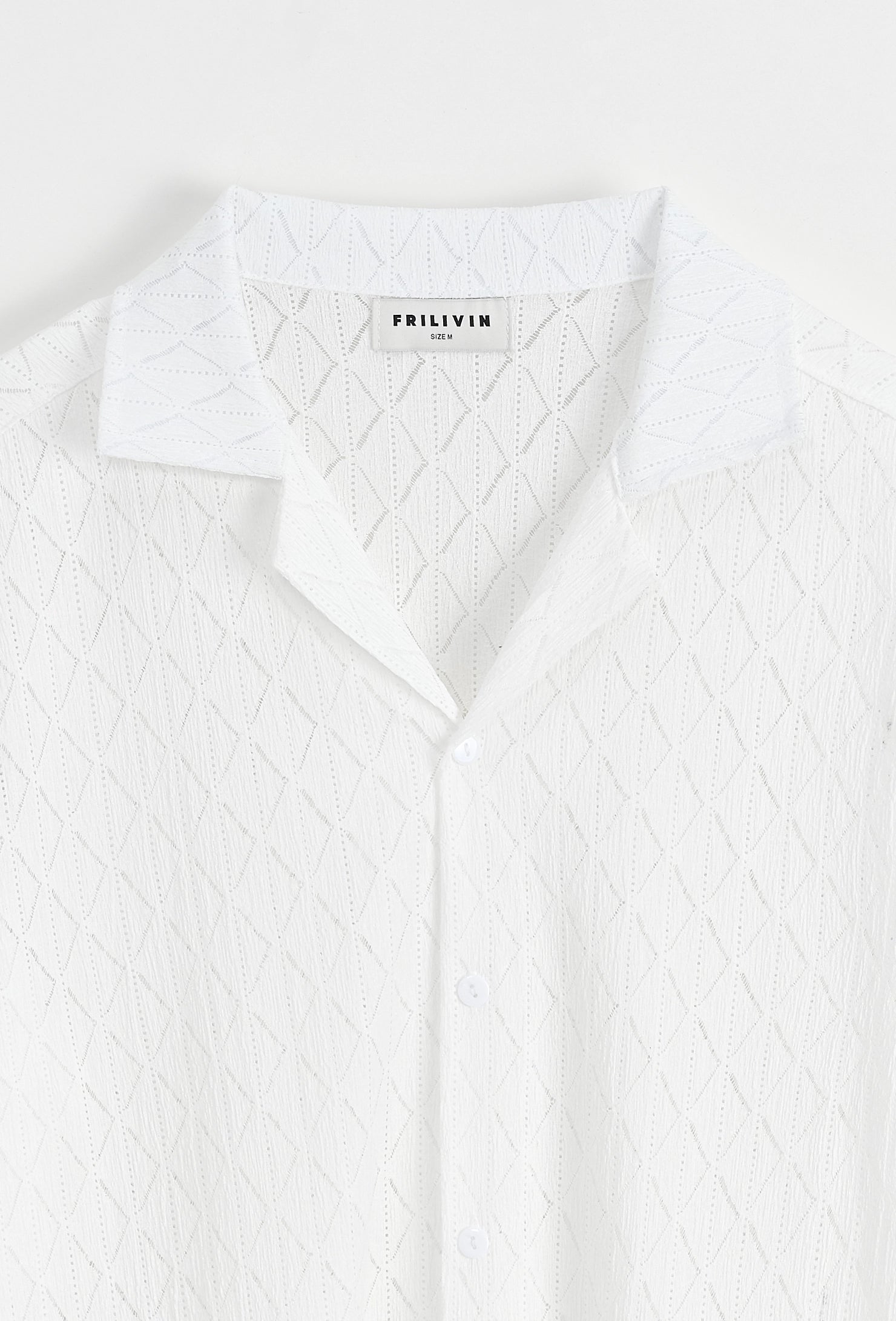 Chemise unie à manches courtes