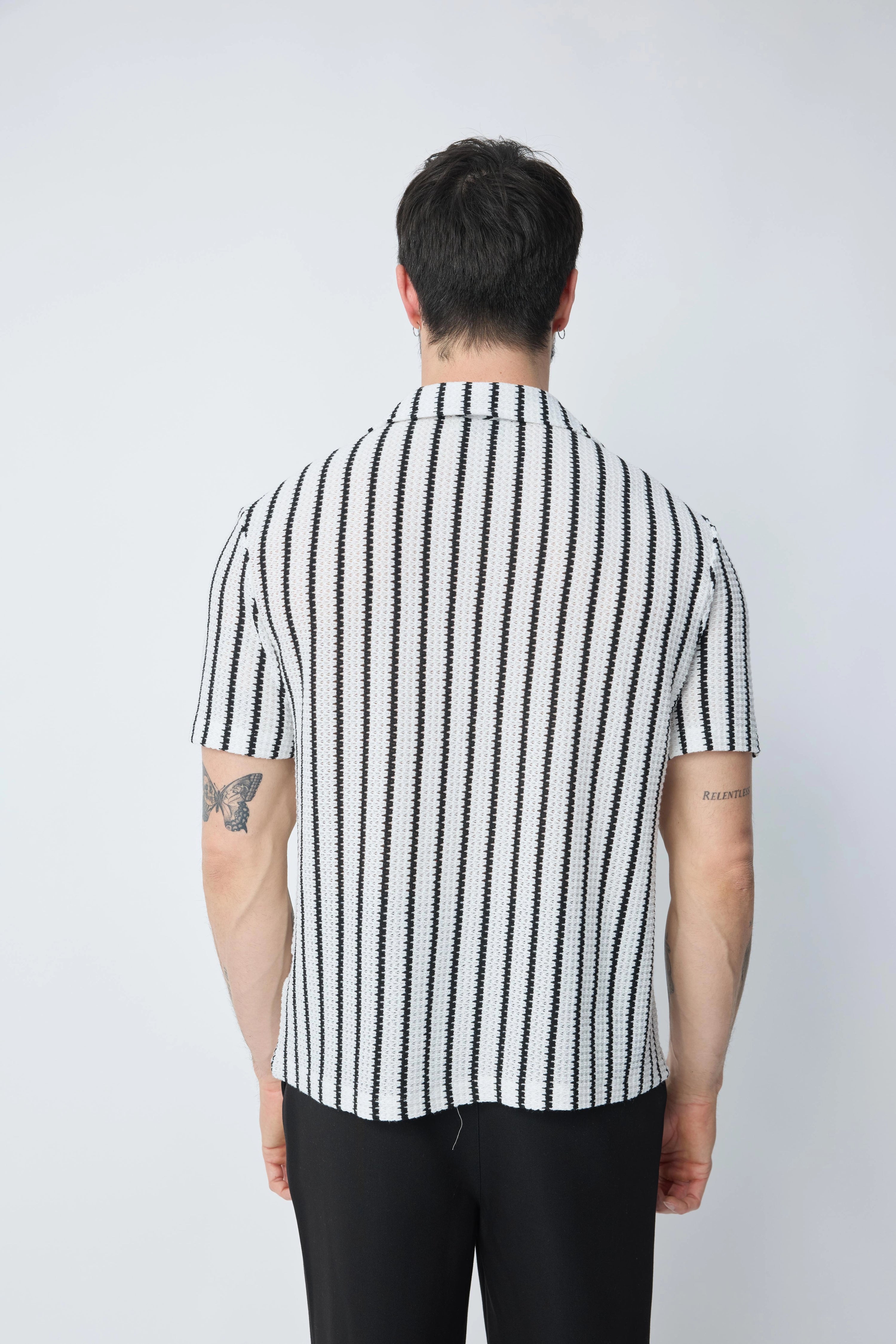 Chemise à manches courtes