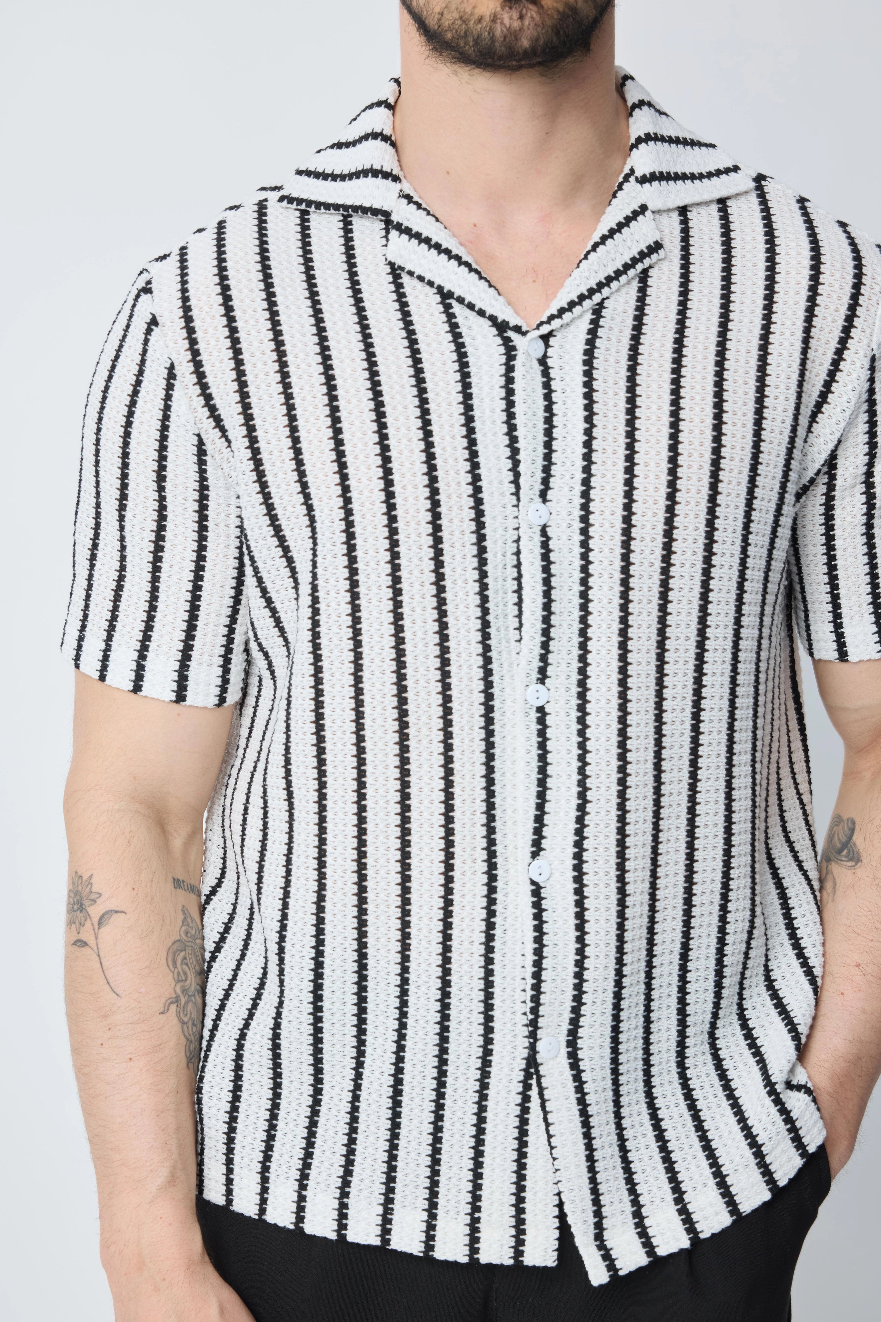 Chemise à manches courtes