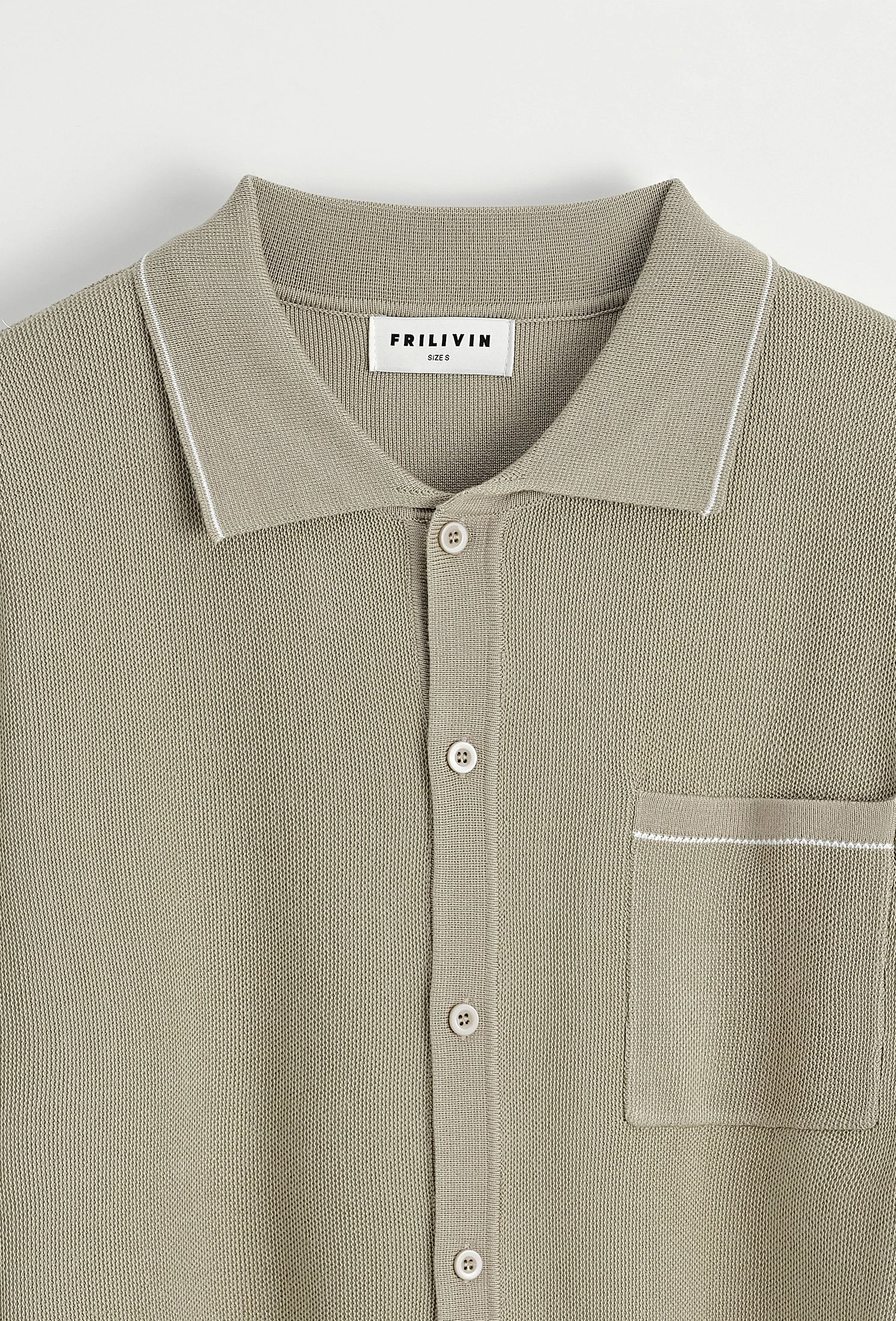 Polo avec détail à rayure