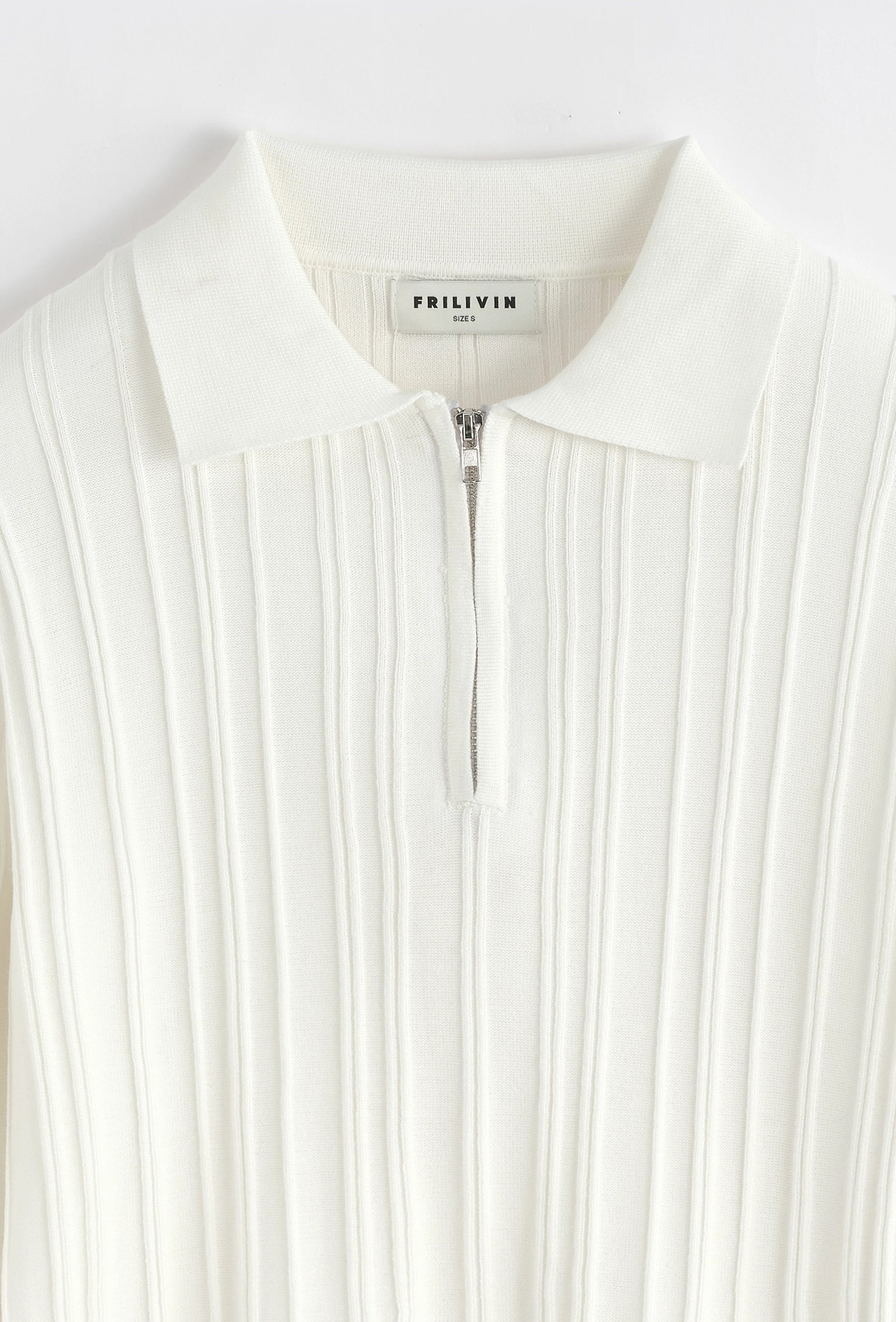 Pull uni manches longues