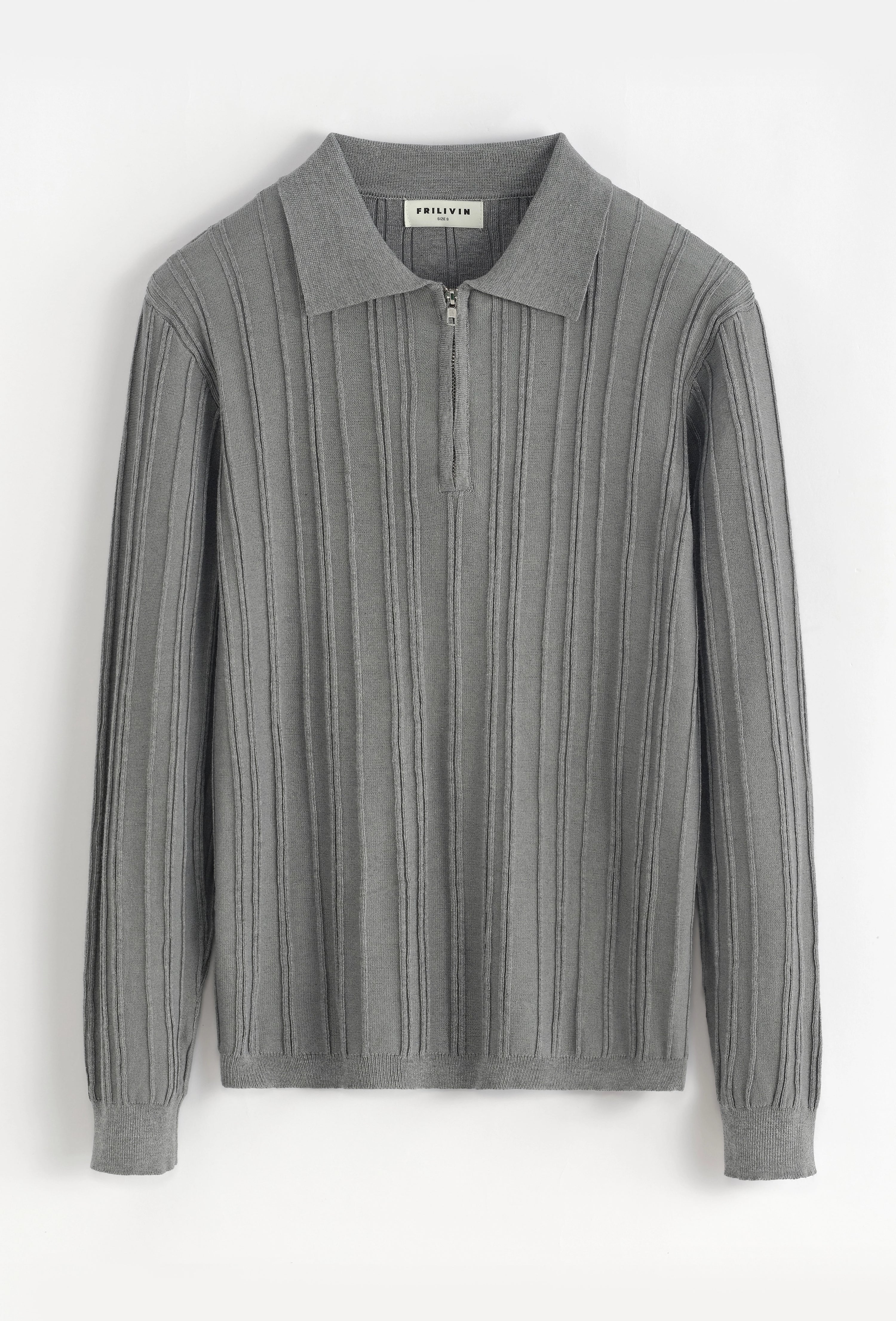 Pull uni manches longues