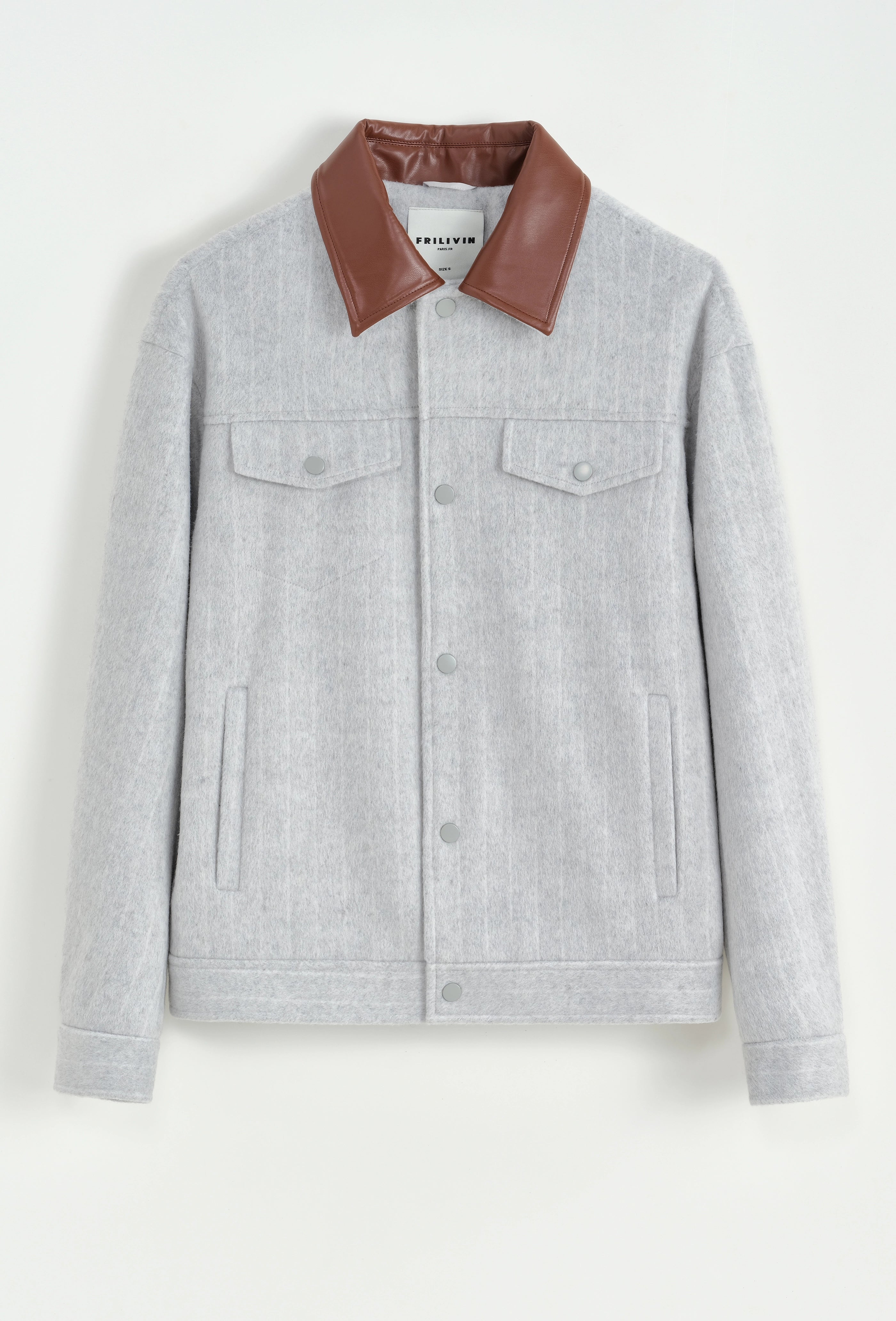 Veste à rayures avec col contrasté