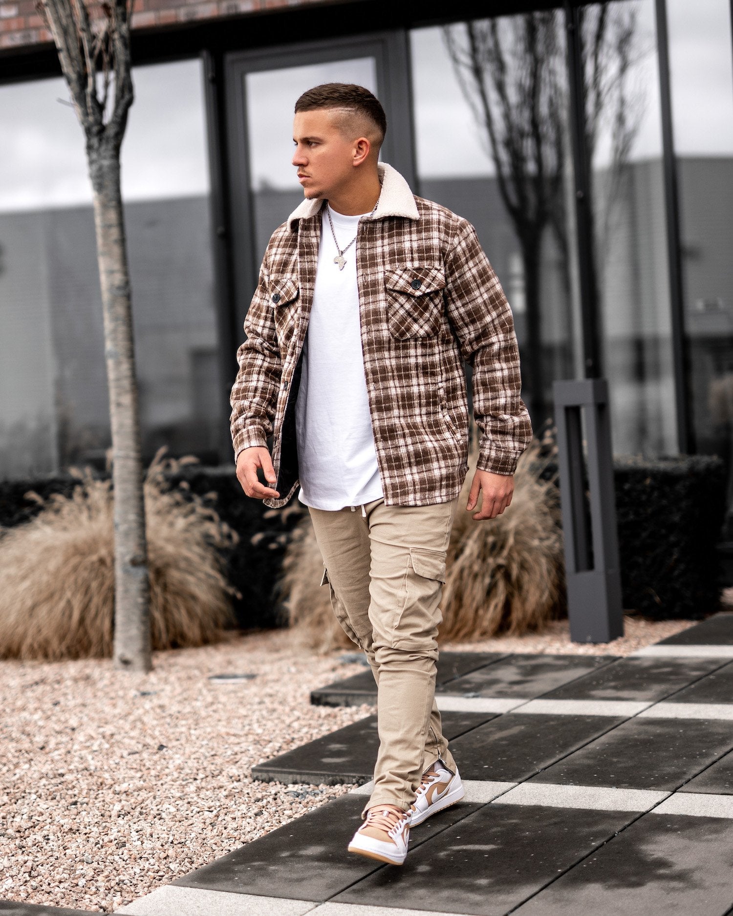 Surchemise avec motif à carreaux et col fourrure