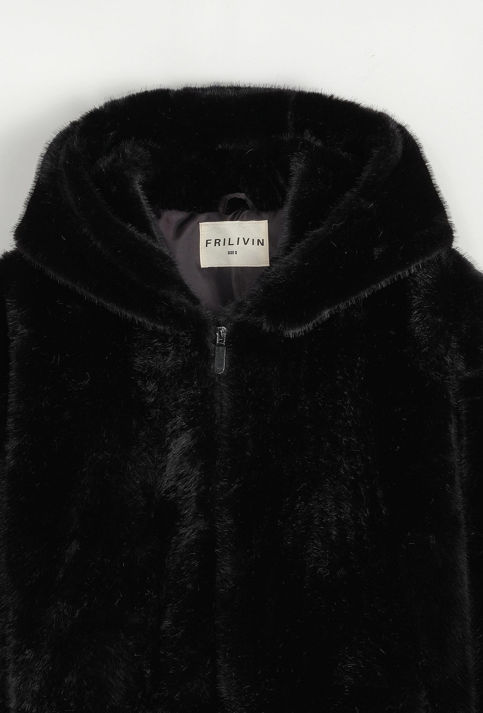 Veste unie à capuche