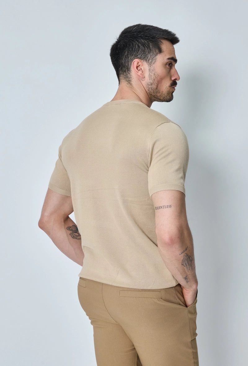 Plain short-sleeved knitted T-shirt