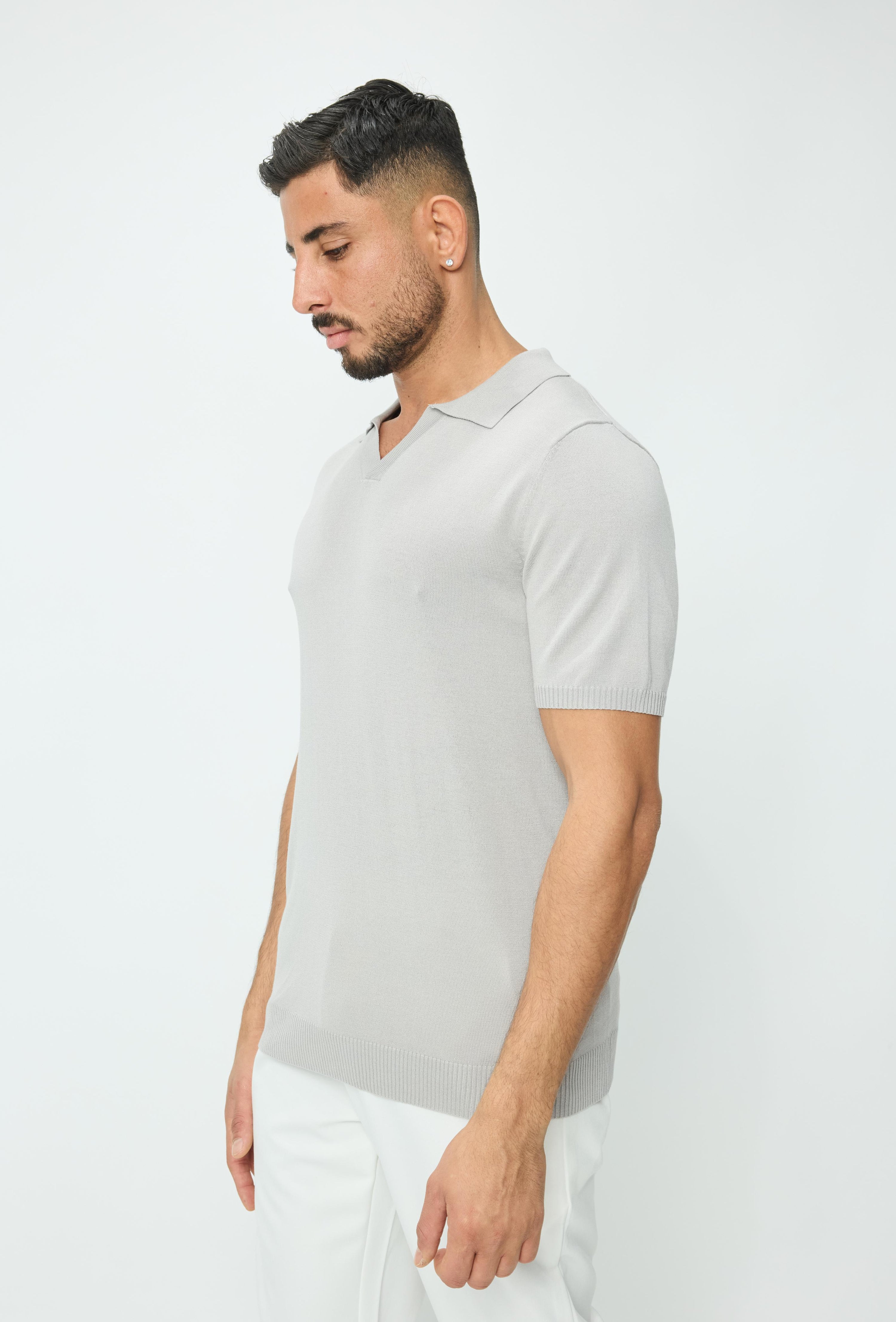 Short-sleeved plain knitted polo shirt