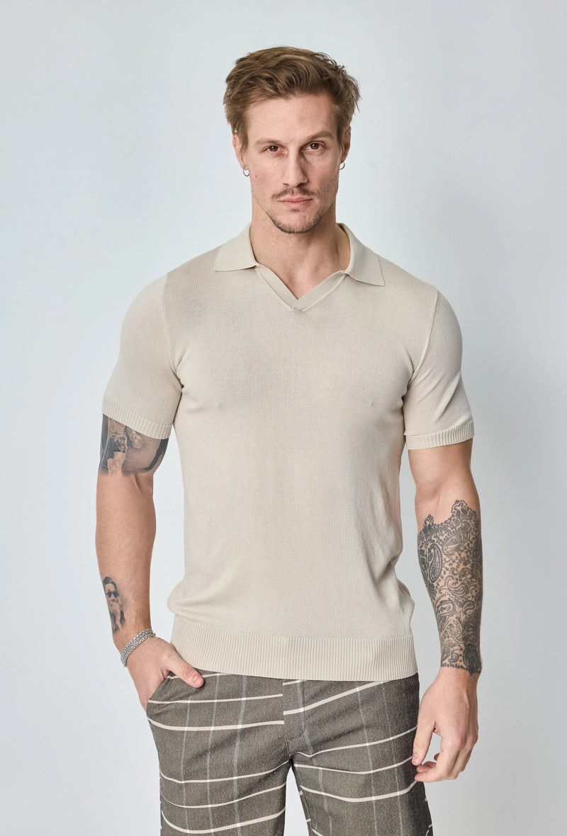 Short-sleeved plain knitted polo shirt