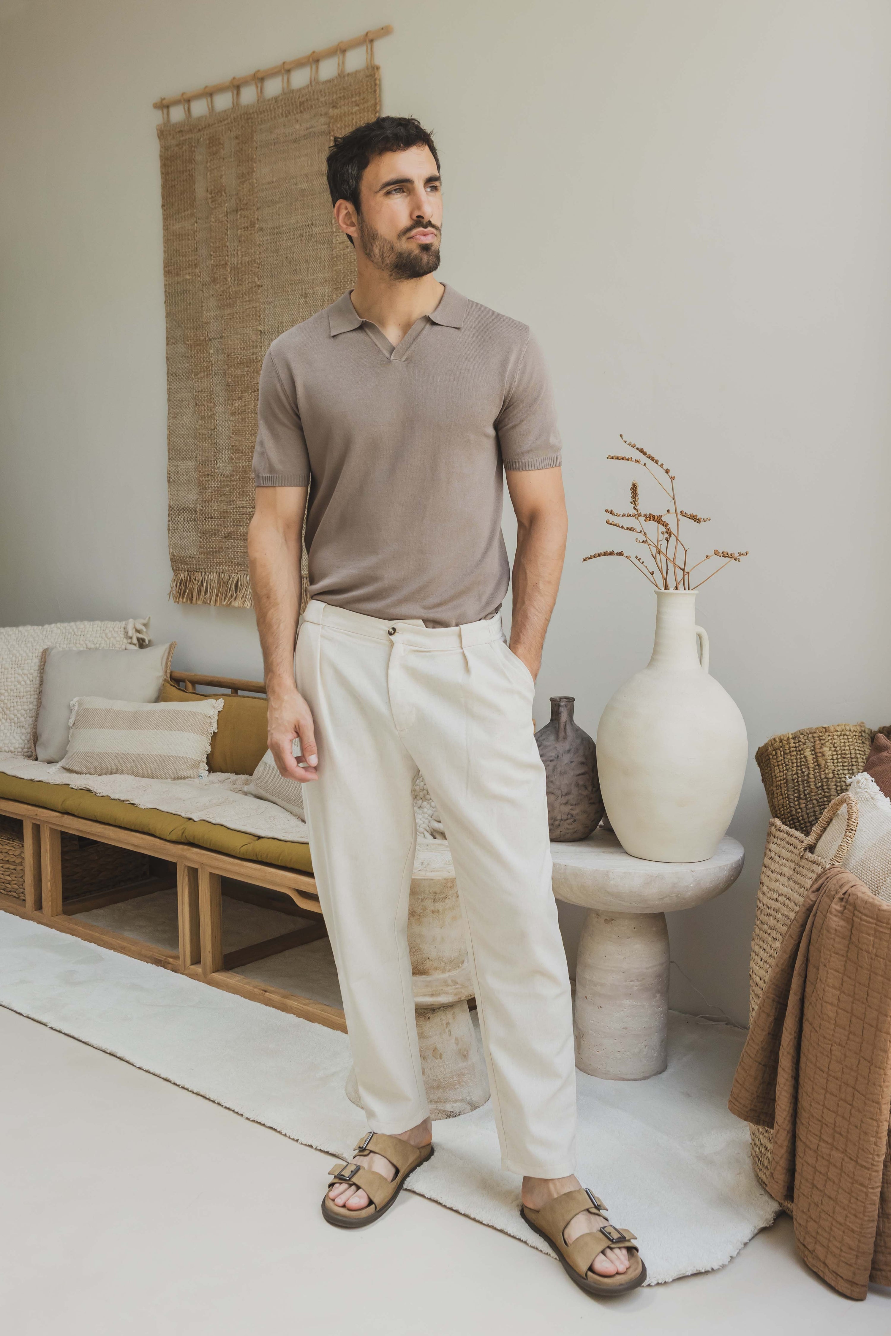 Short-sleeved plain knitted polo shirt