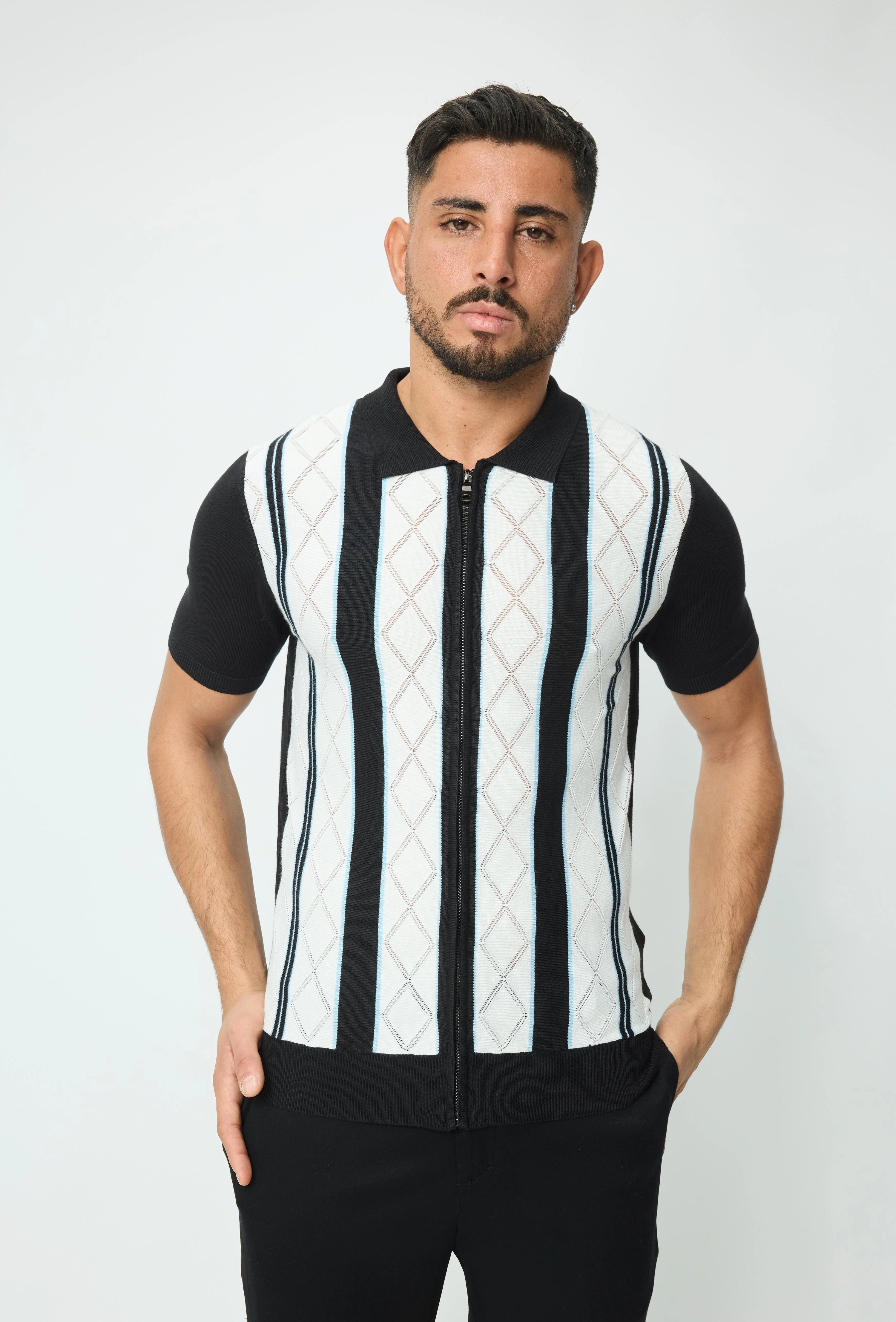 Polo manches courtes à zip en rayures
