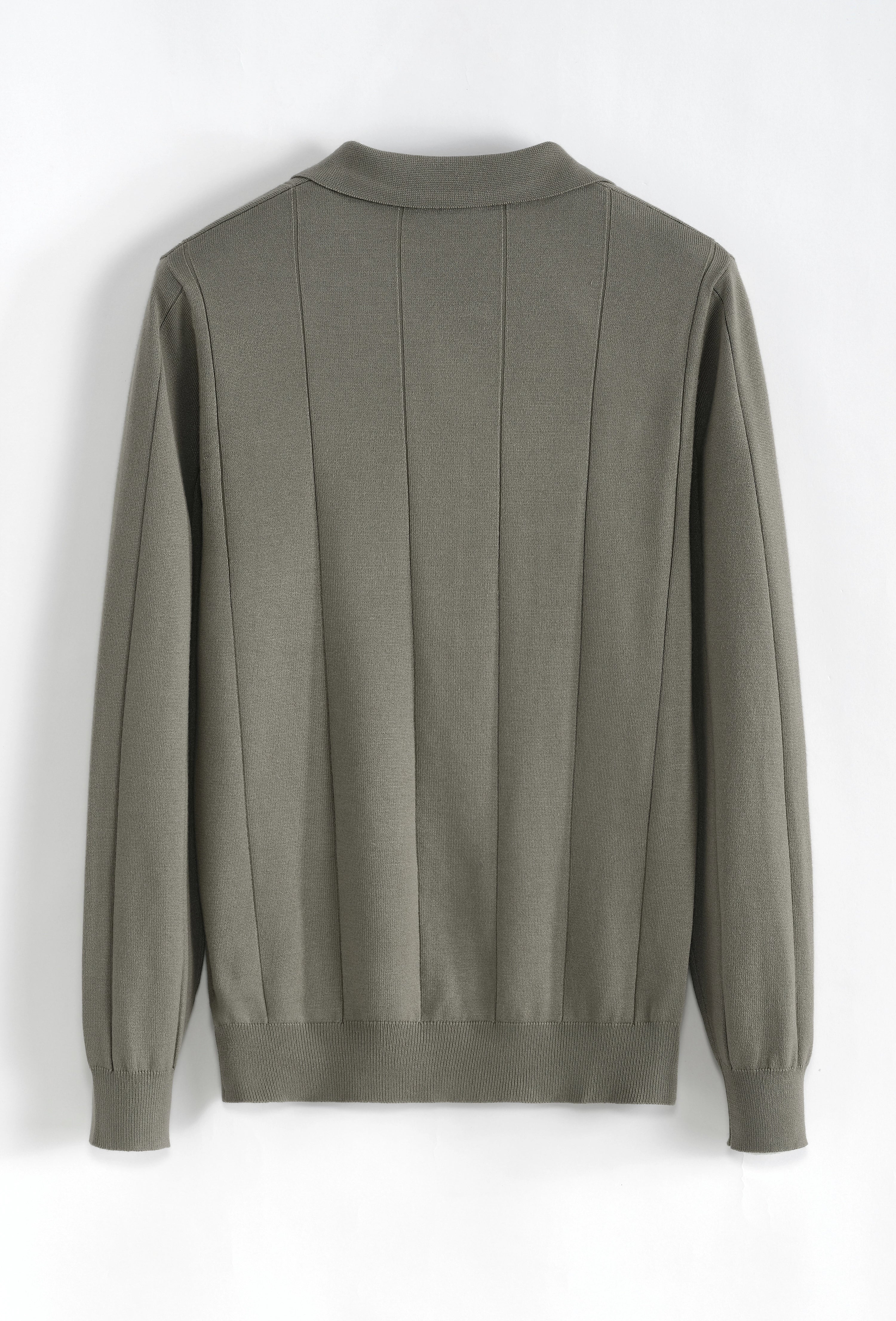 Pull manches longues col v