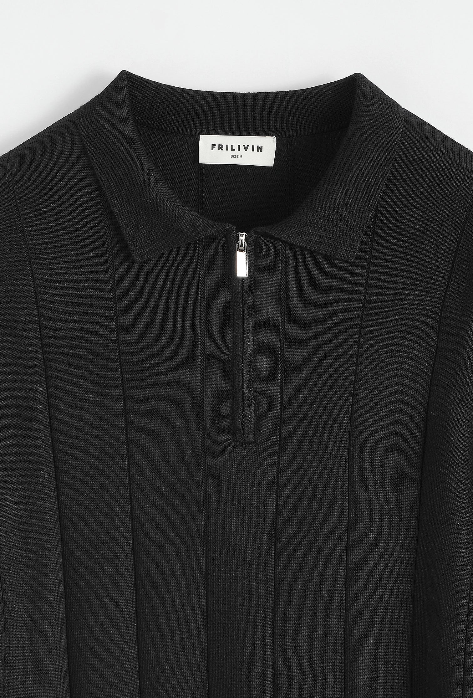 Pull uni manches longues