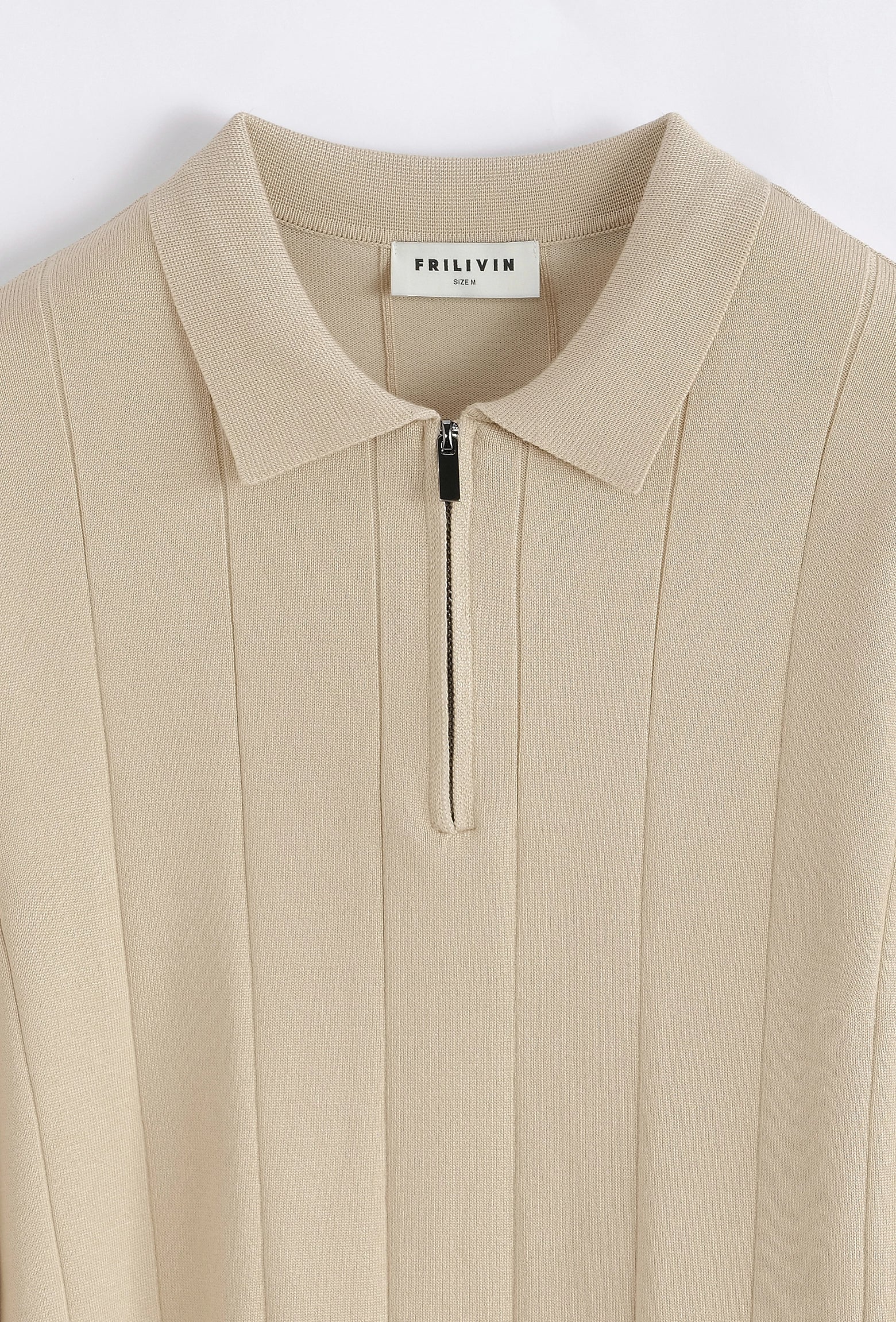 Pull uni manches longues