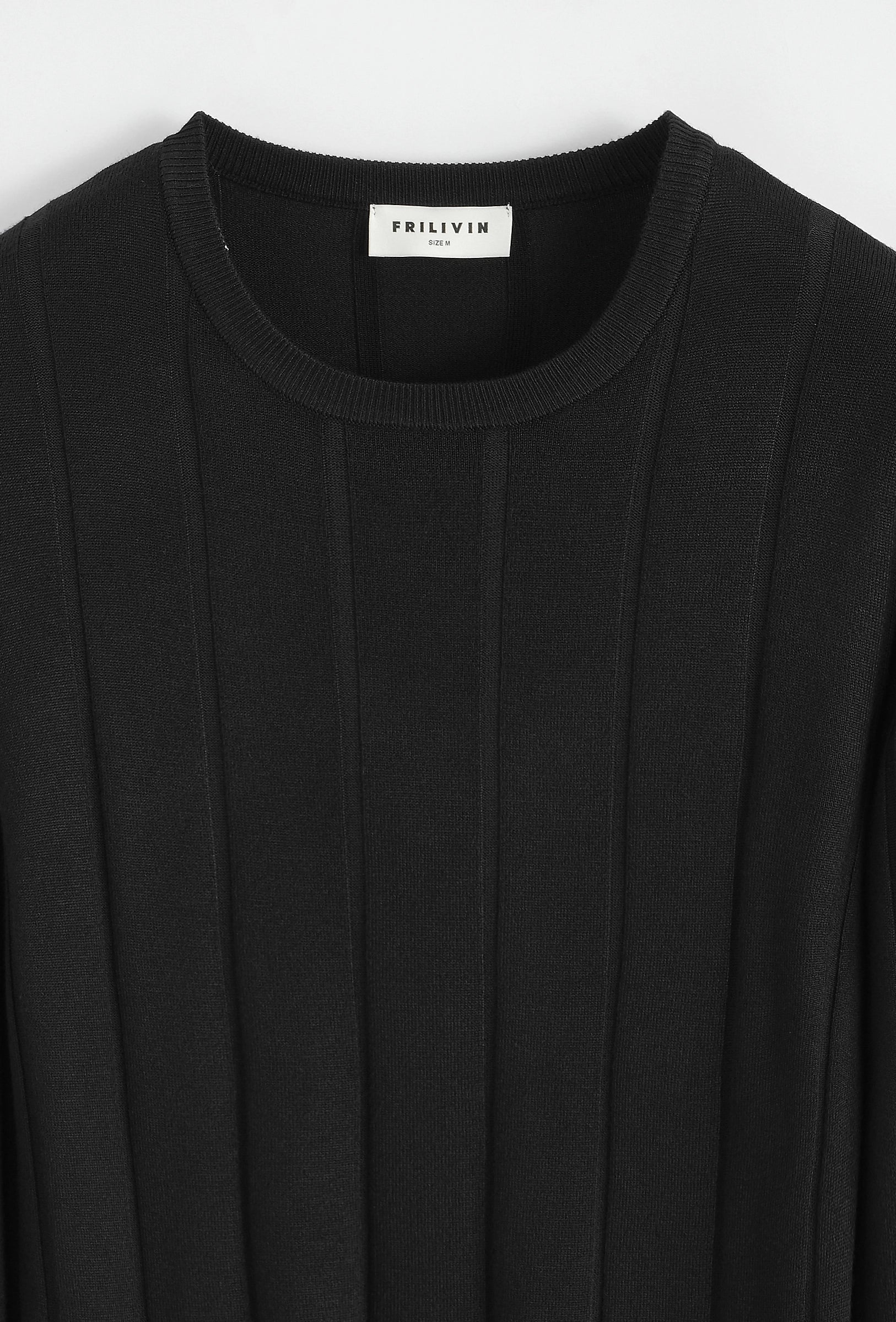 Pull uni manches longues