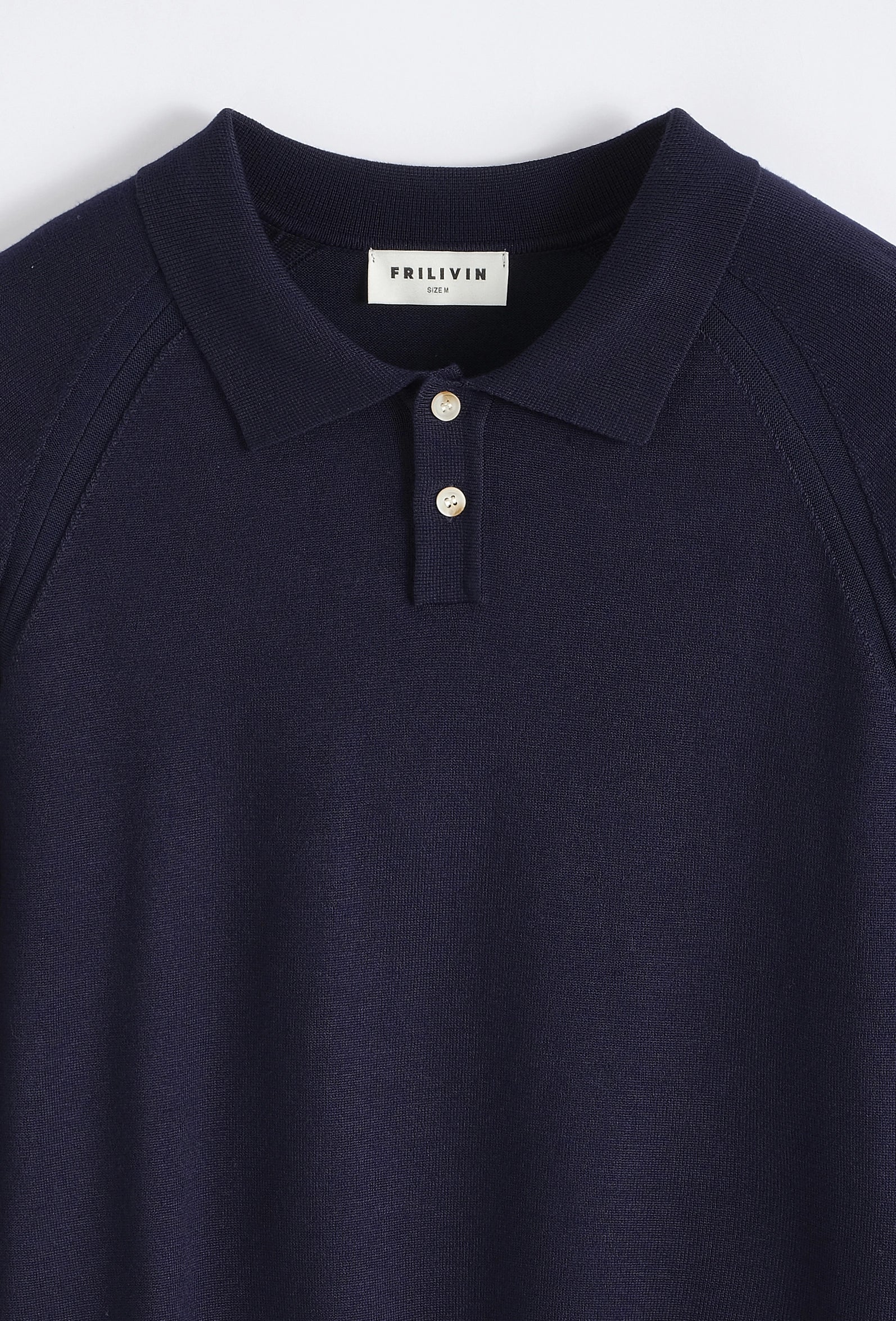 Pull uni manches longues