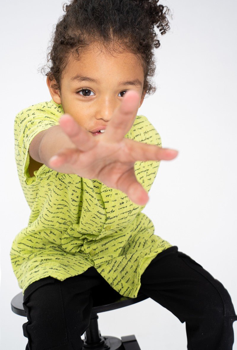 Chemise enfant manches courtes à motif écriture - Frilivin