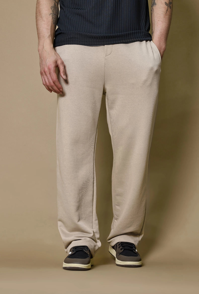 Loose, casual and comfortable plain jogging pants