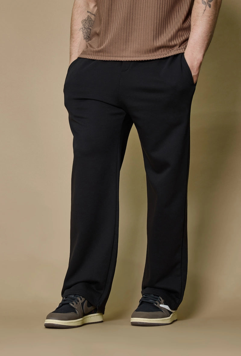 Loose, casual and comfortable plain jogging pants