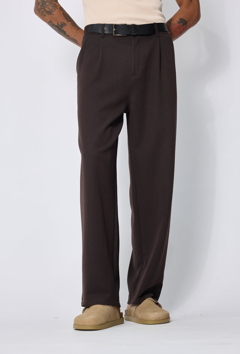 Pantalon à plis élégant