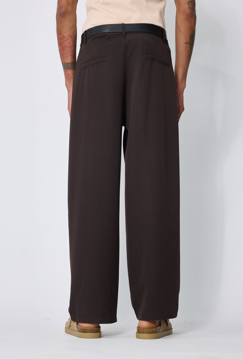 Pantalon à plis élégant