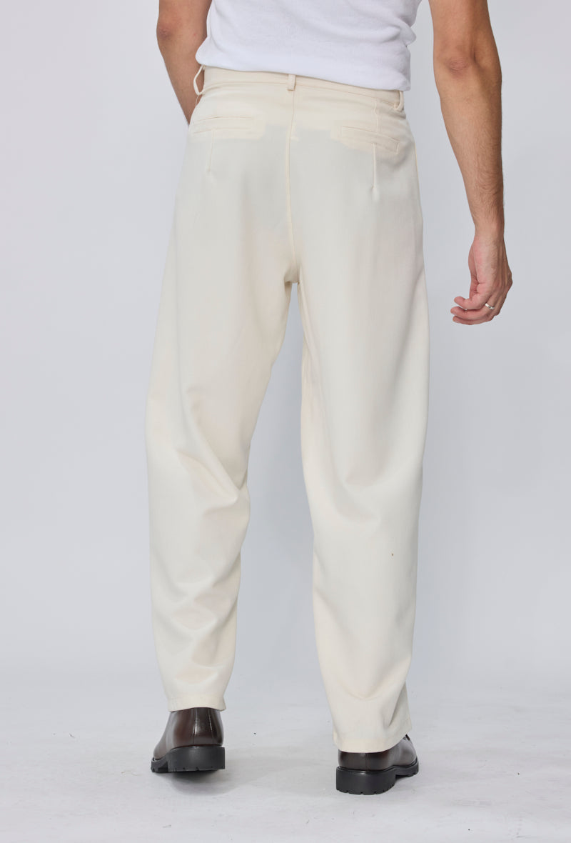 Pantalon à plis élégant